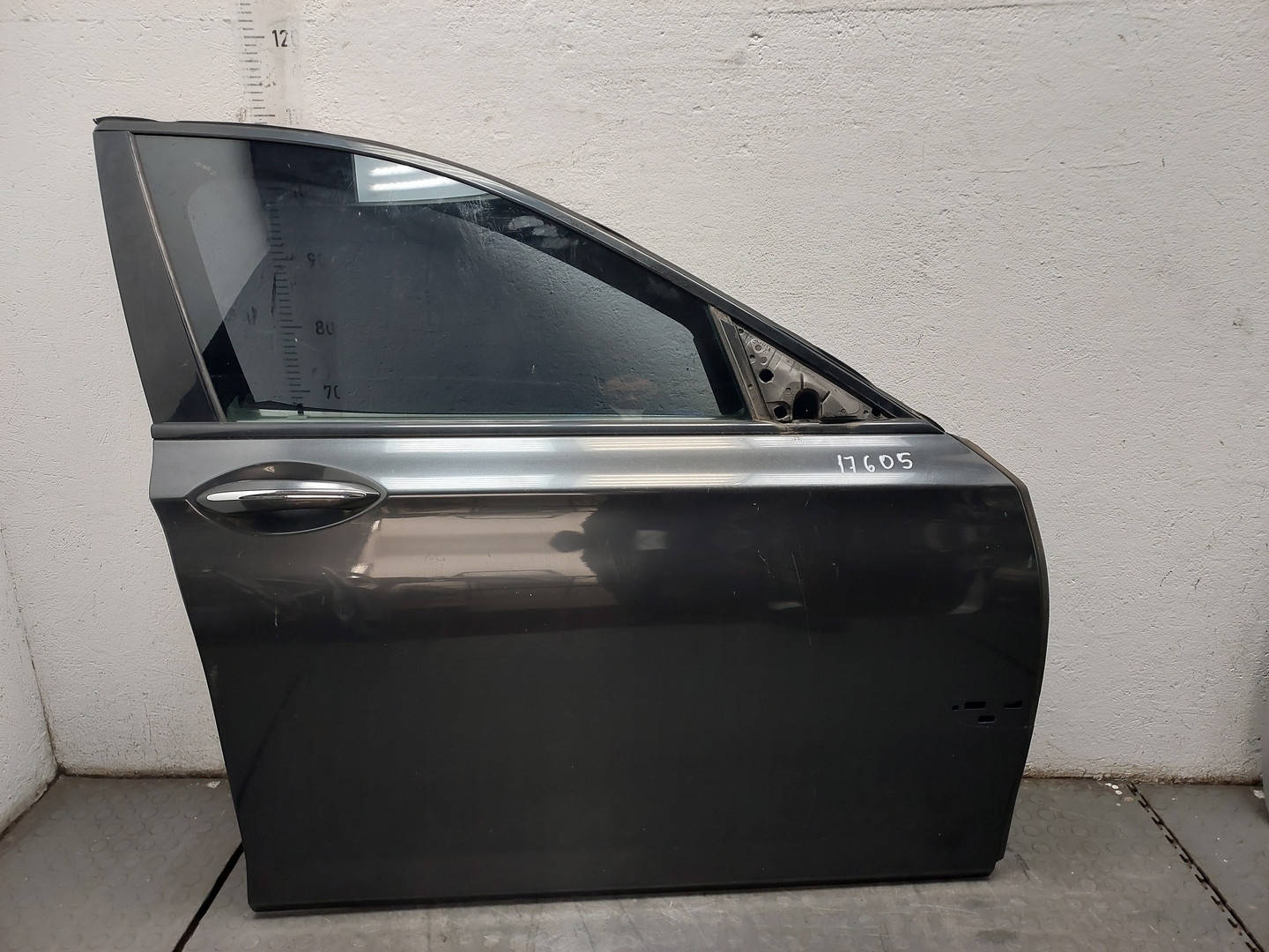 Дверь передняя правая