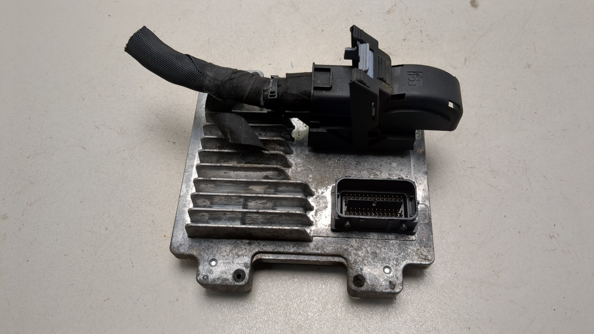 Блок управления двигателем