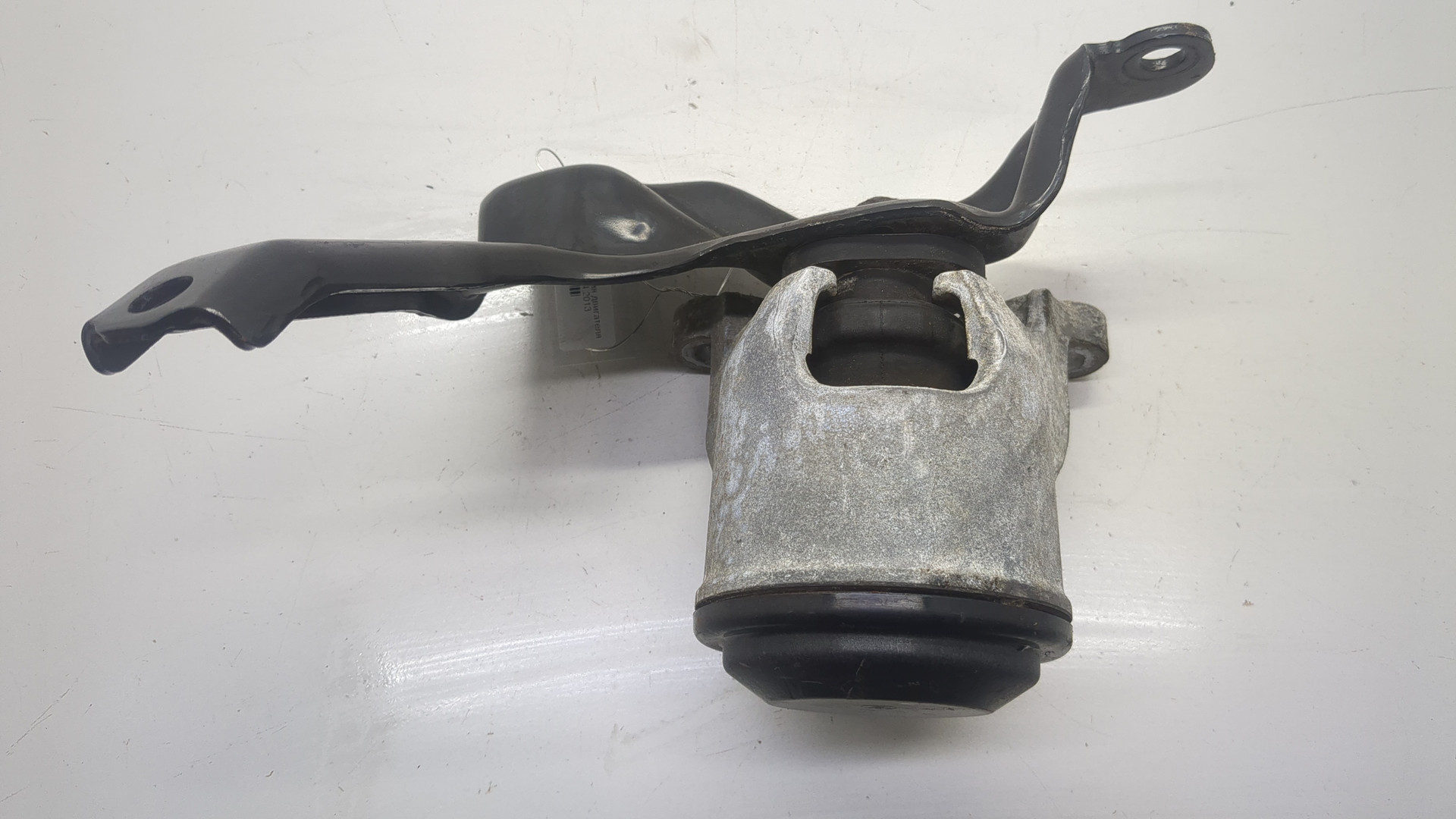 Опора двигателя