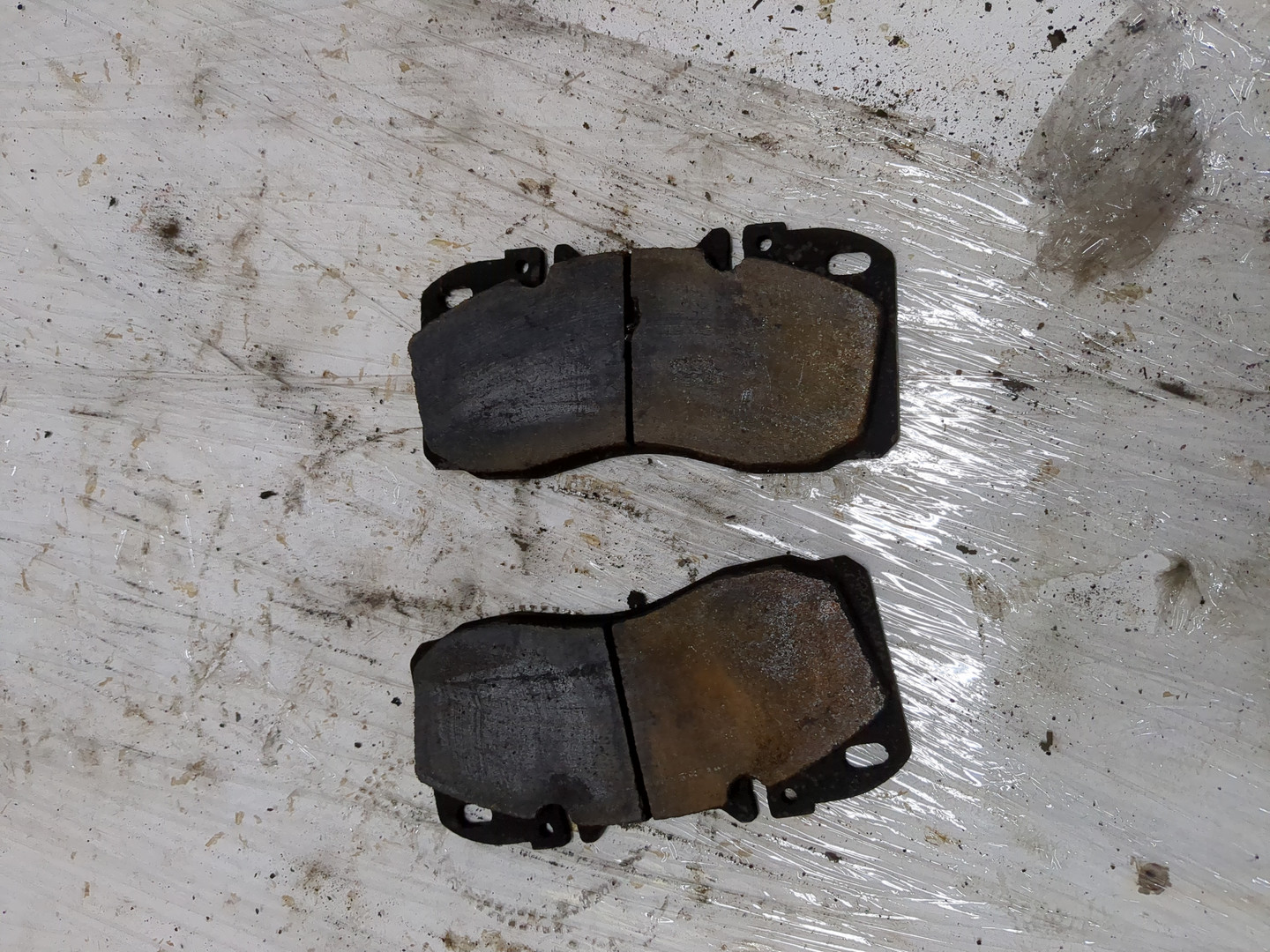 Колодки тормозные задние дисковые к-т