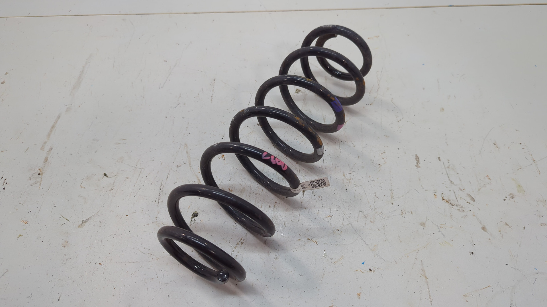 Пружина задняя