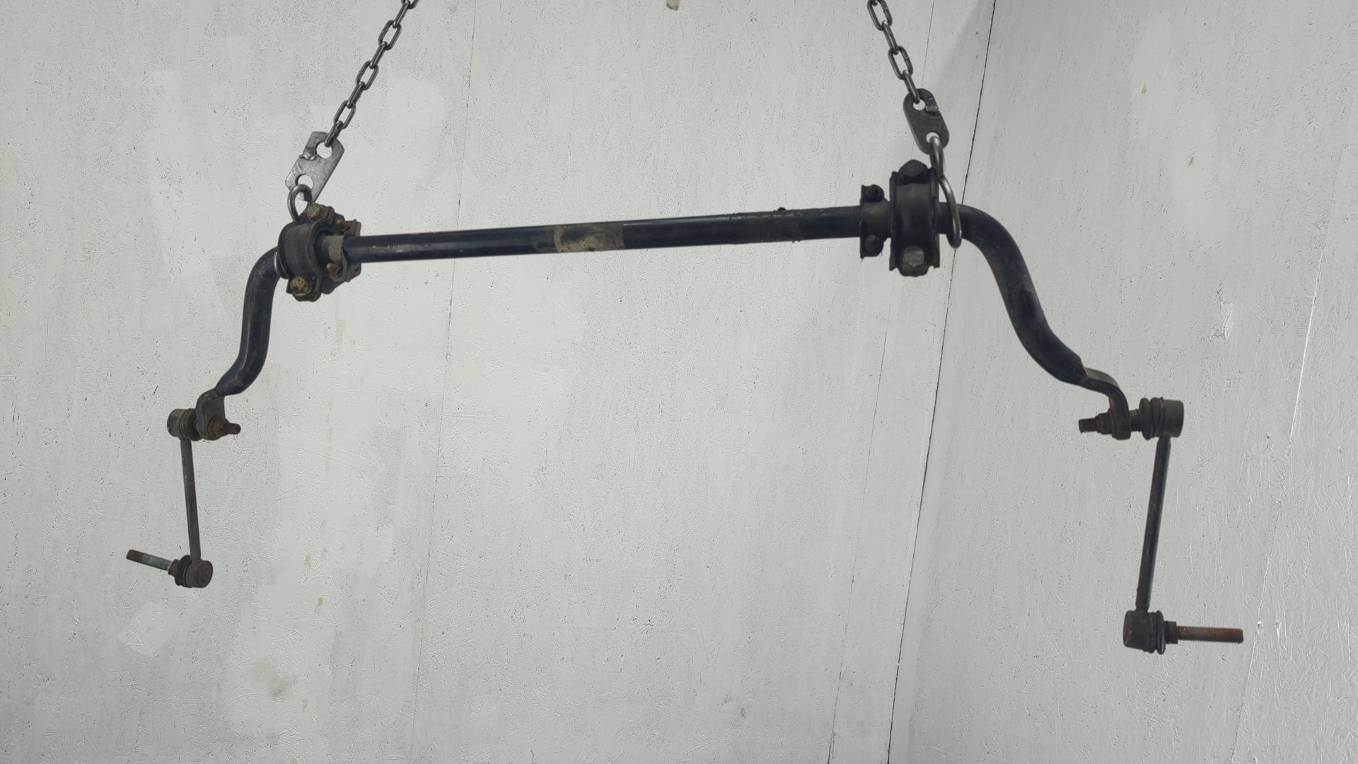 Стабилизатор передний