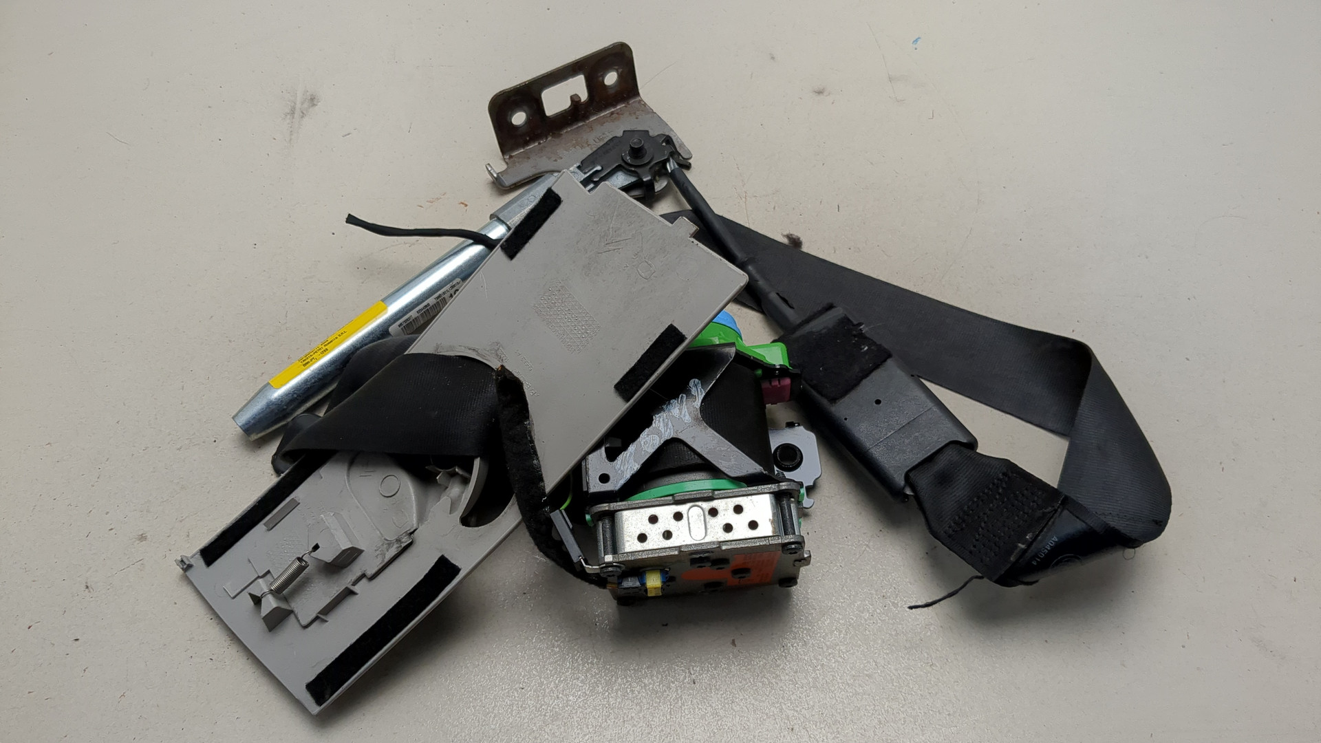 Ремень безопасности