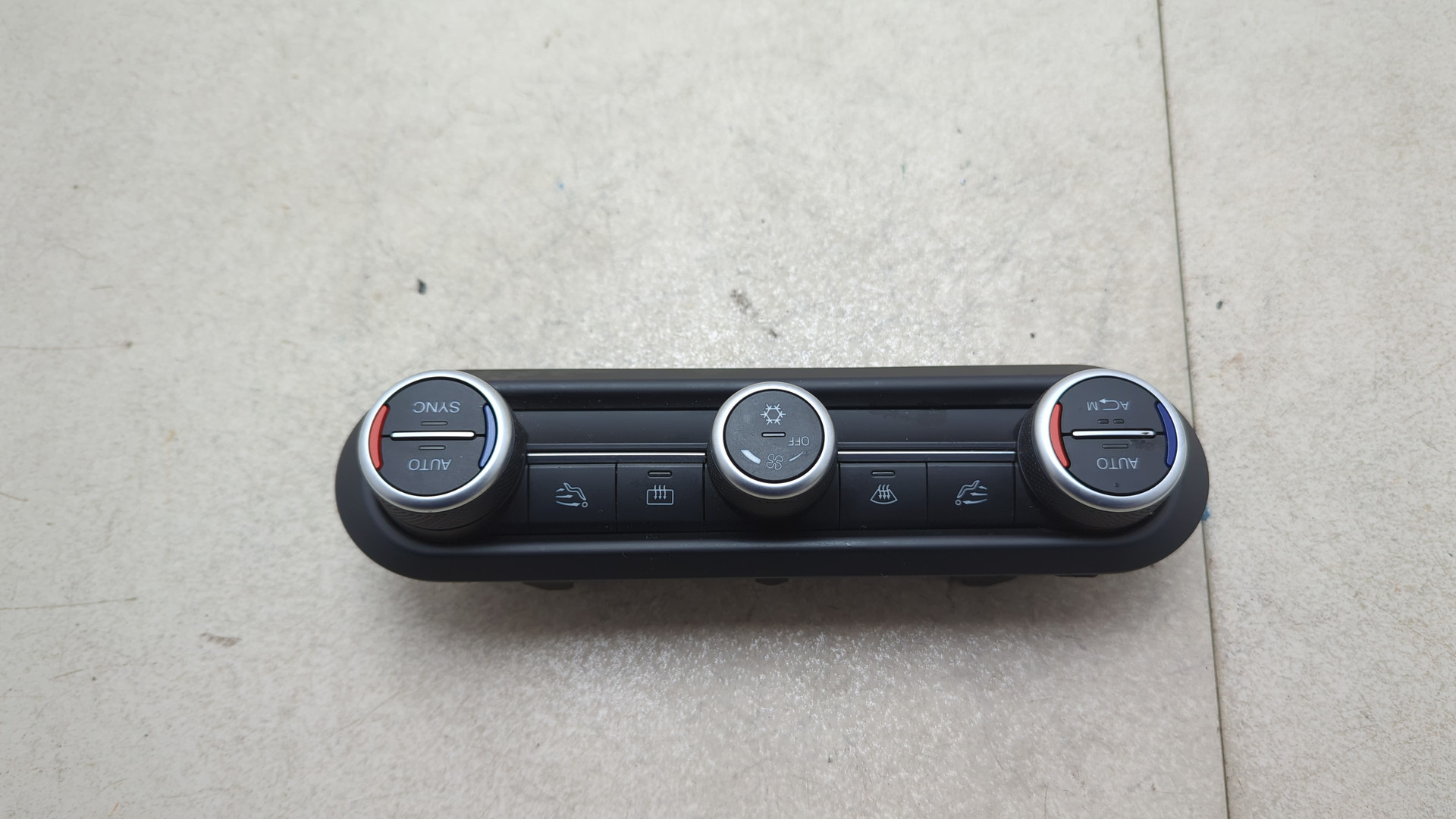 Переключатель отопителя