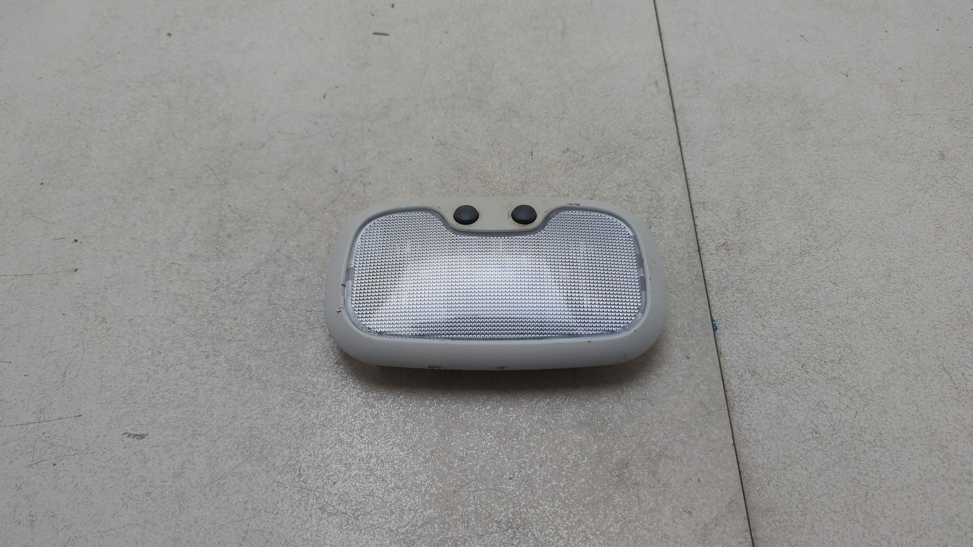 Плафон салонный