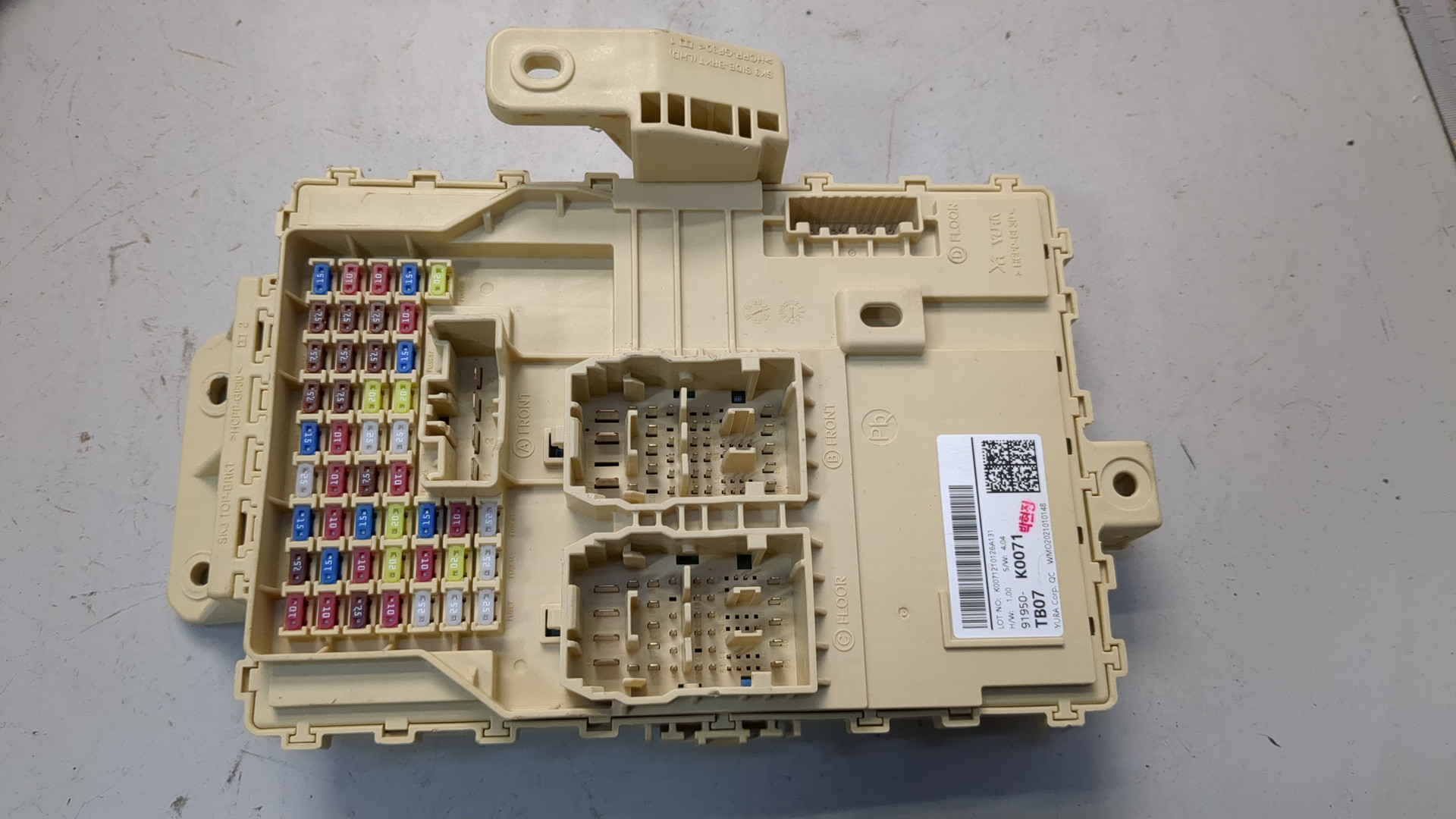 Блок предохранителей