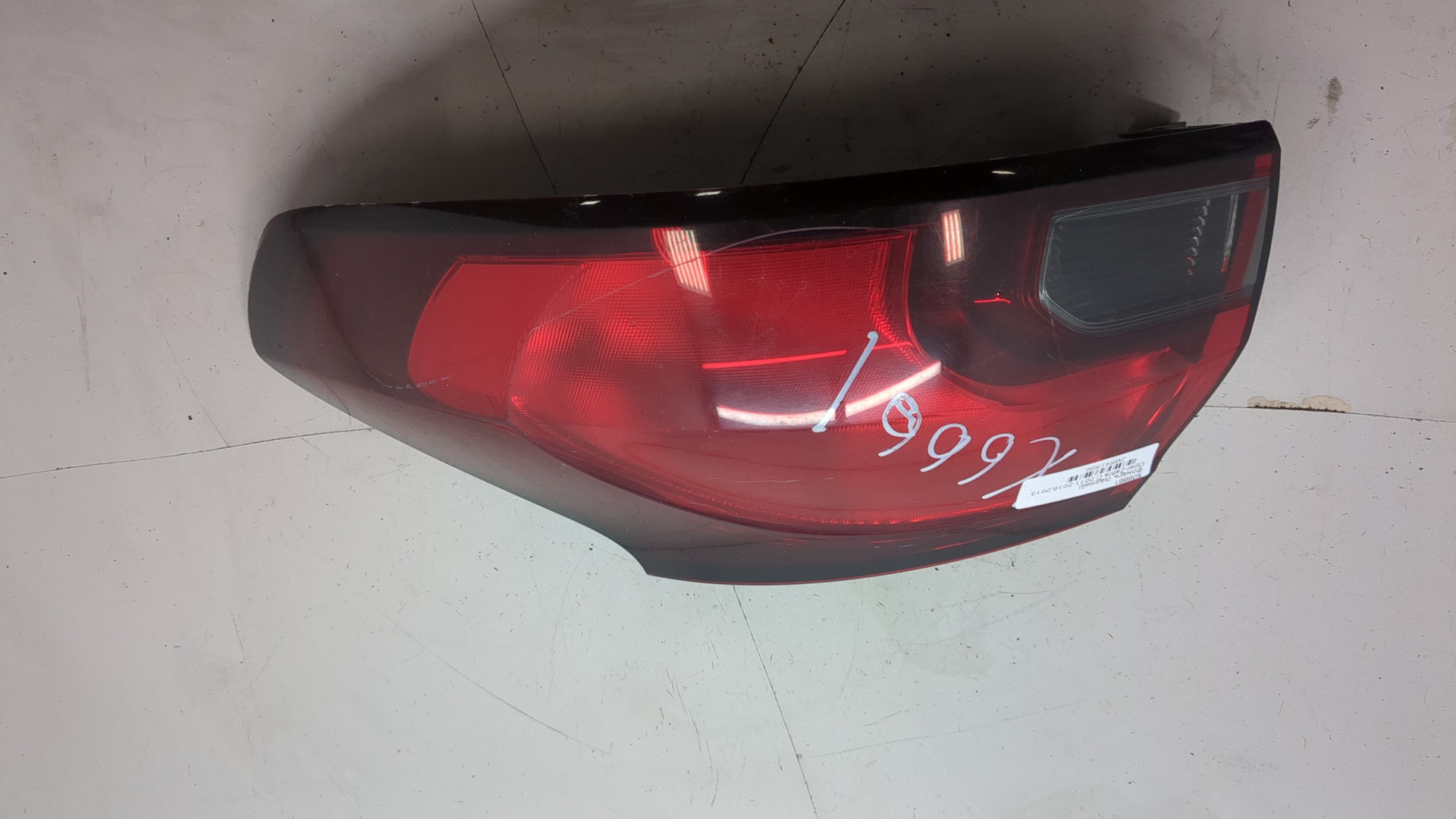 Фонарь задний правый