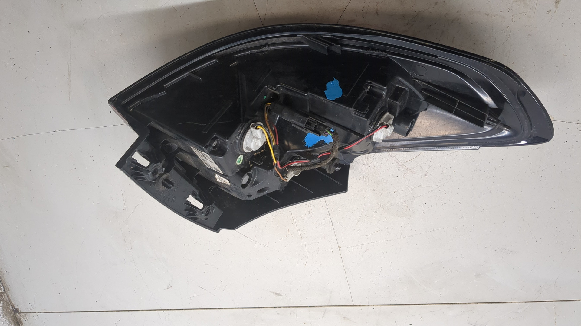 Фонарь задний правый