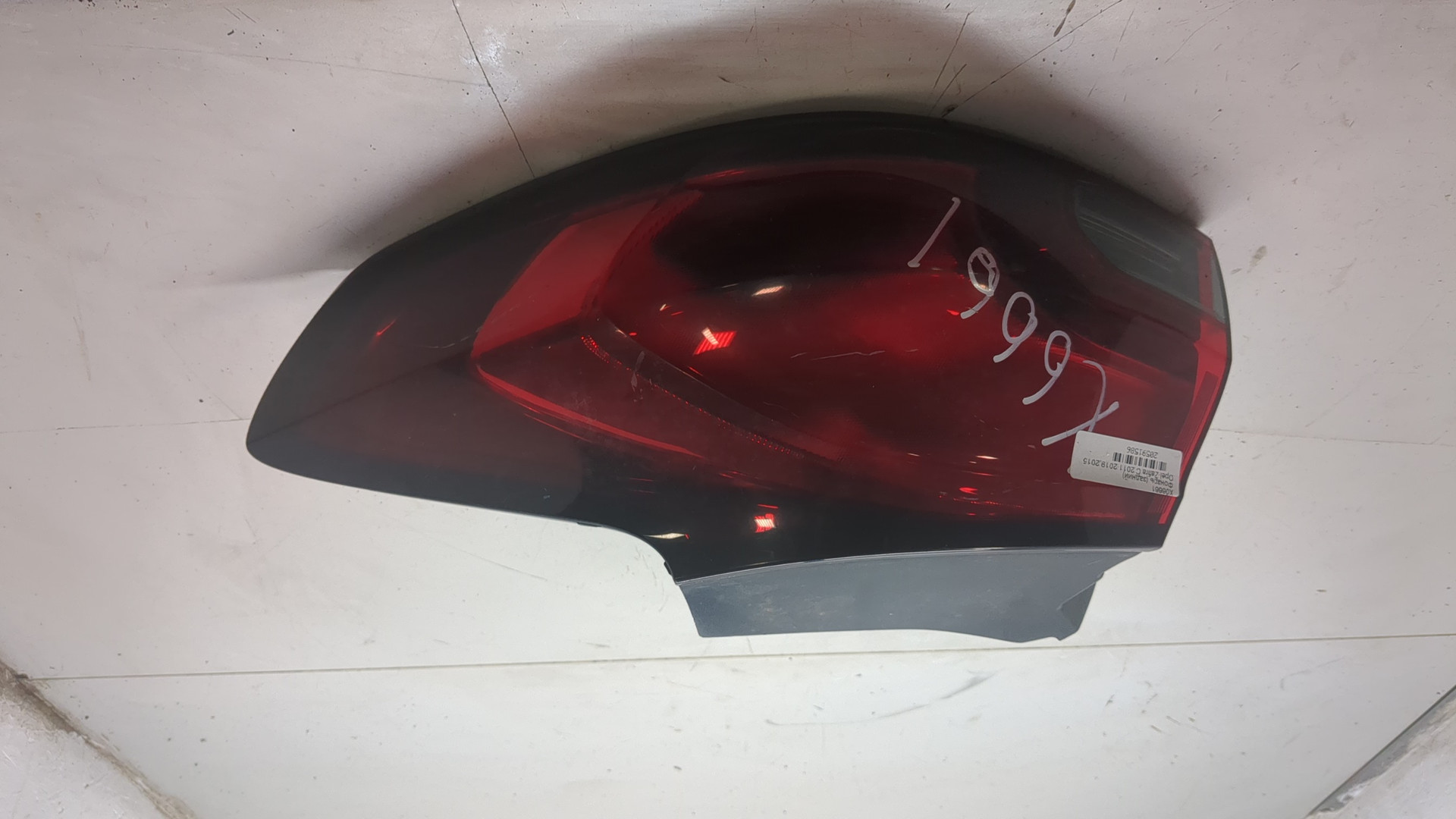 Фонарь задний правый