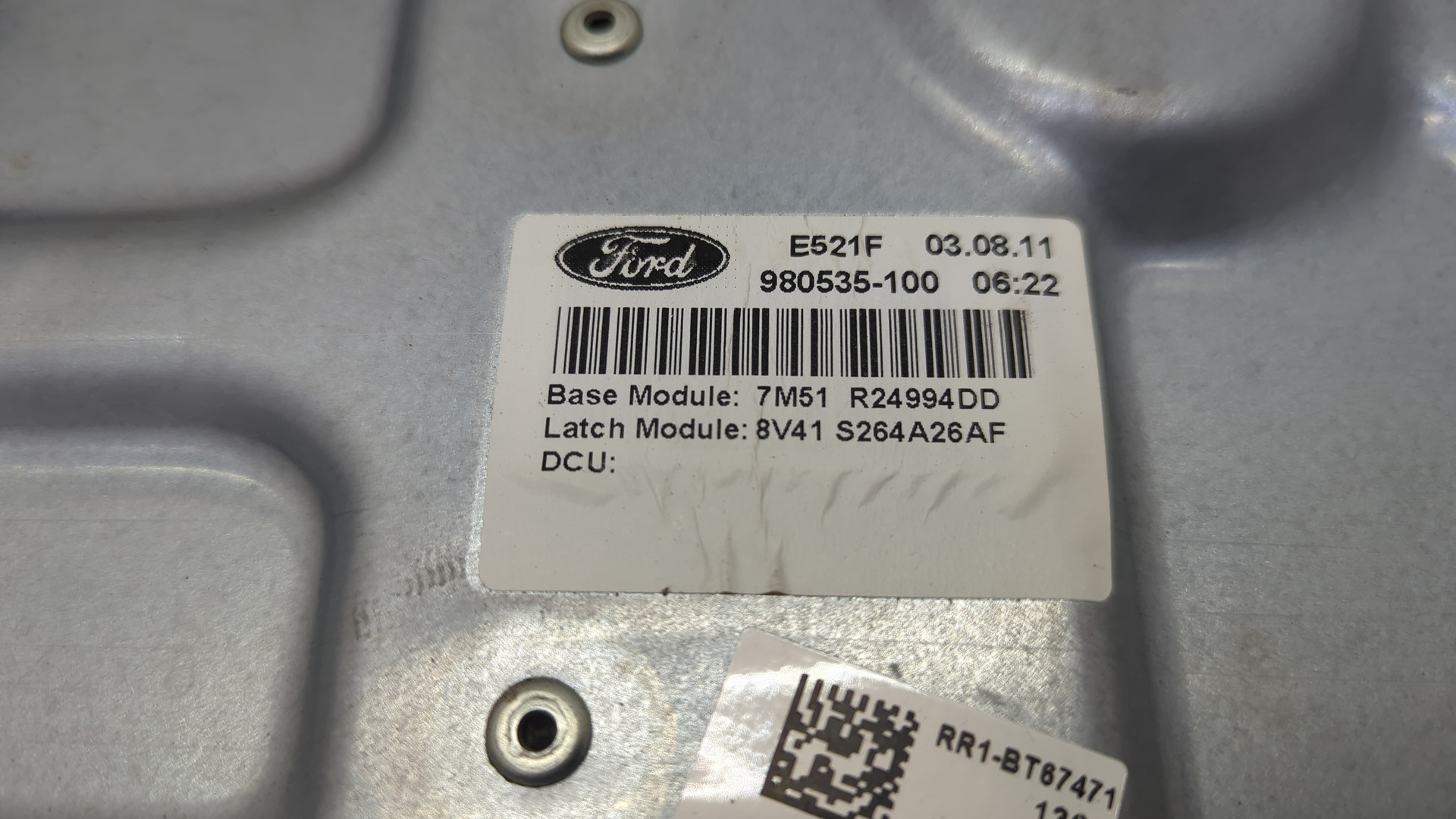 Стеклоподъемник электр. задний правый