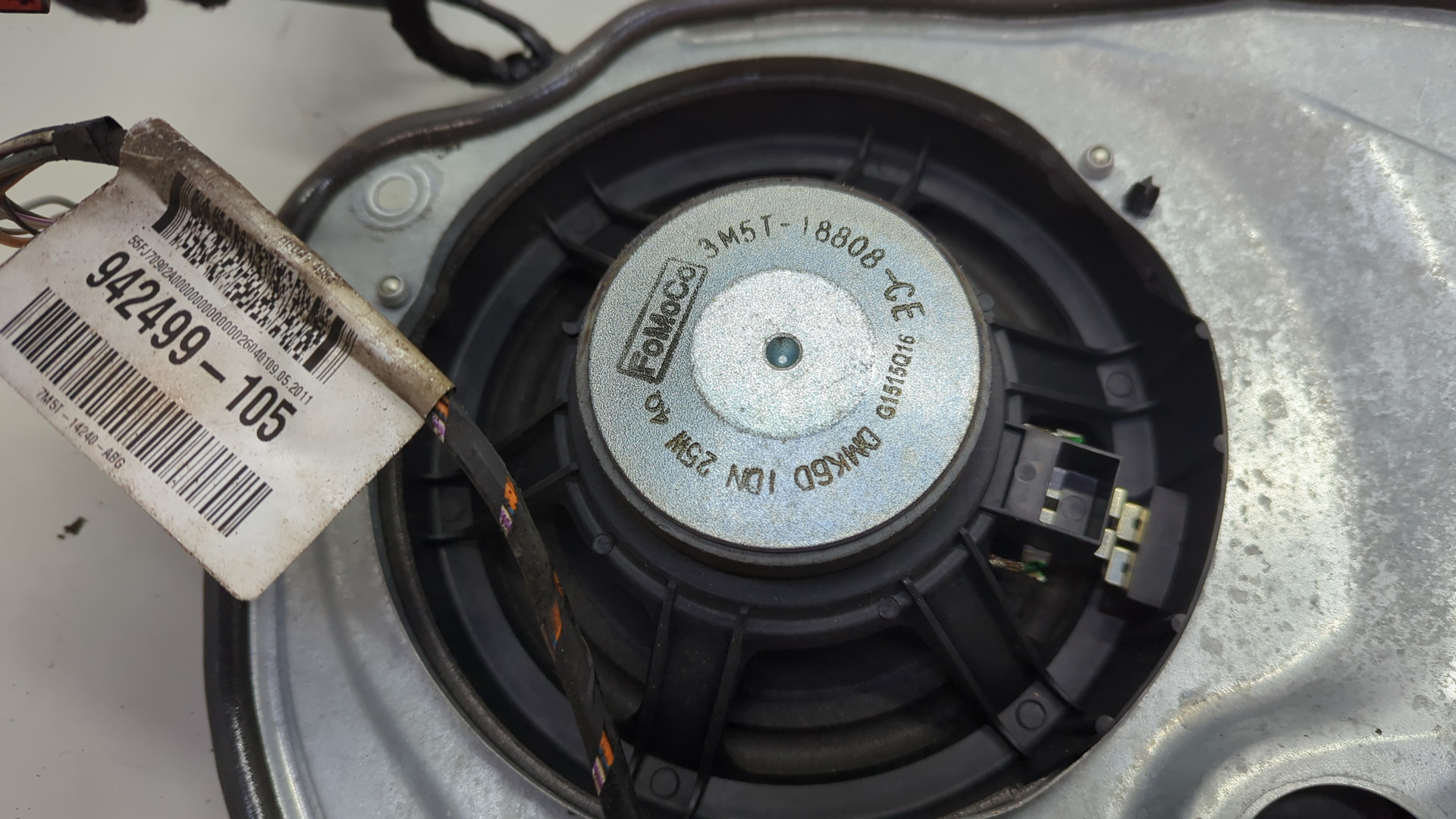 Стеклоподъемник электр. задний правый