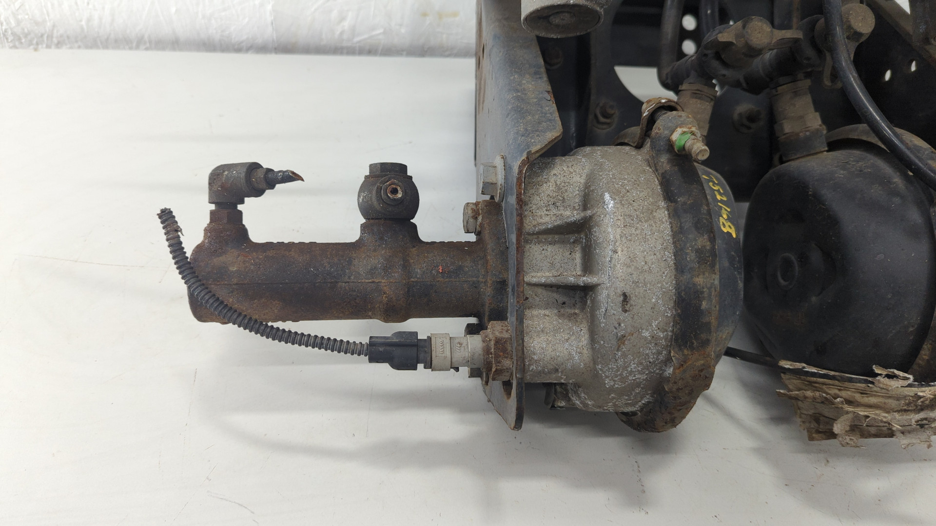 Цилиндр тормозной главный