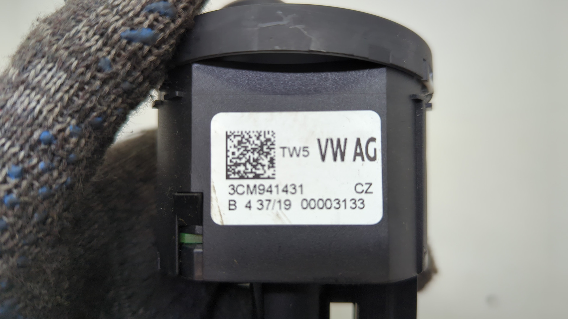 Переключатель света фар