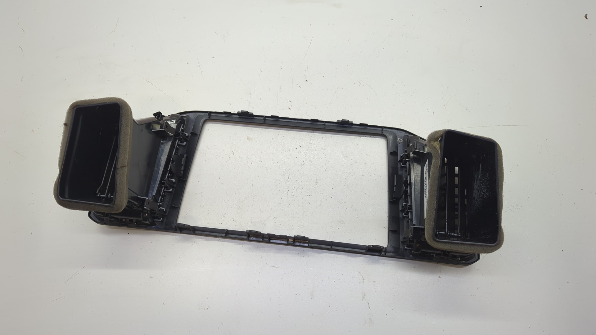 Дефлектор воздушный