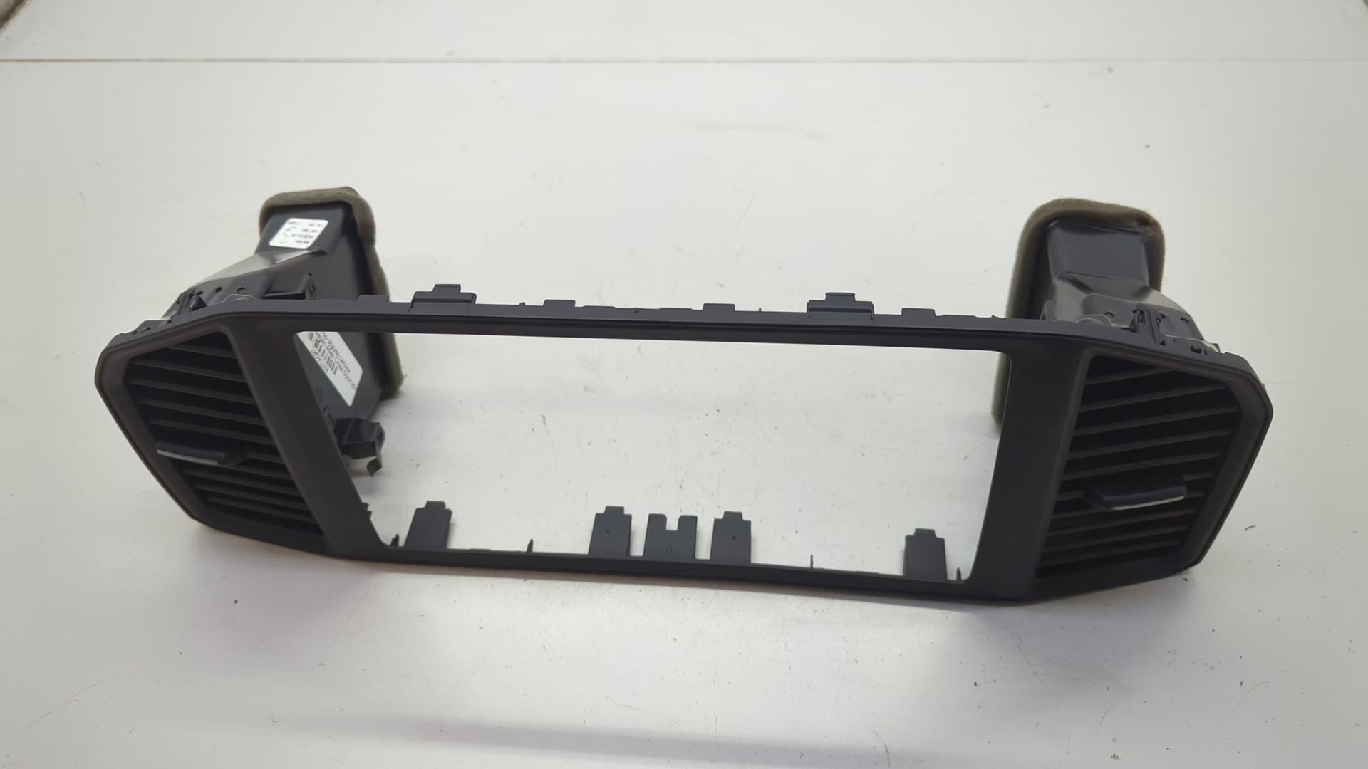 Дефлектор воздушный