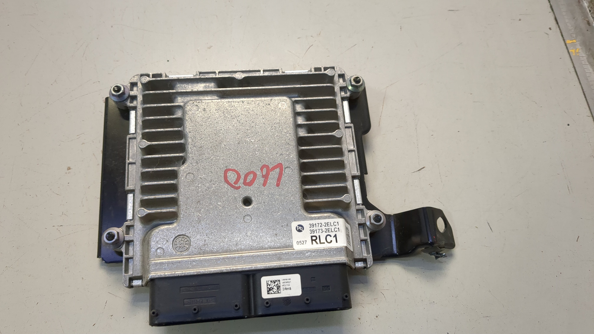 Блок управления двигателем