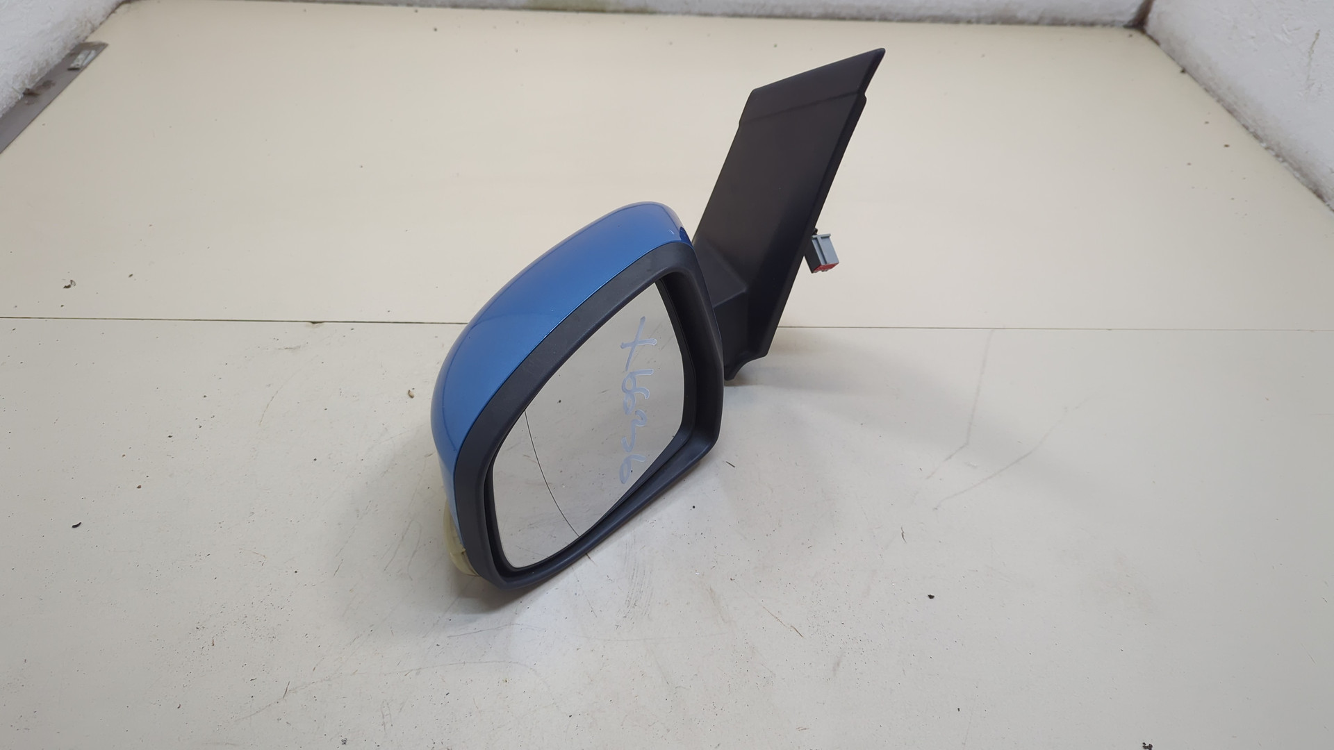 Зеркало левое электрическое