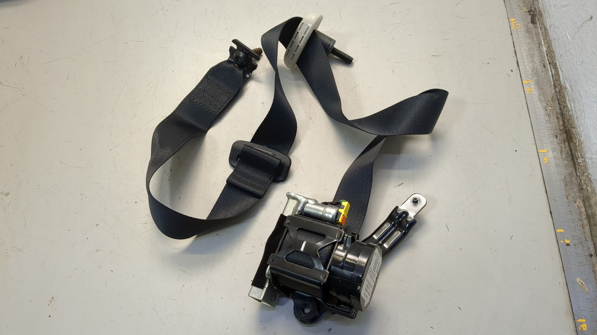 Ремень безопасности