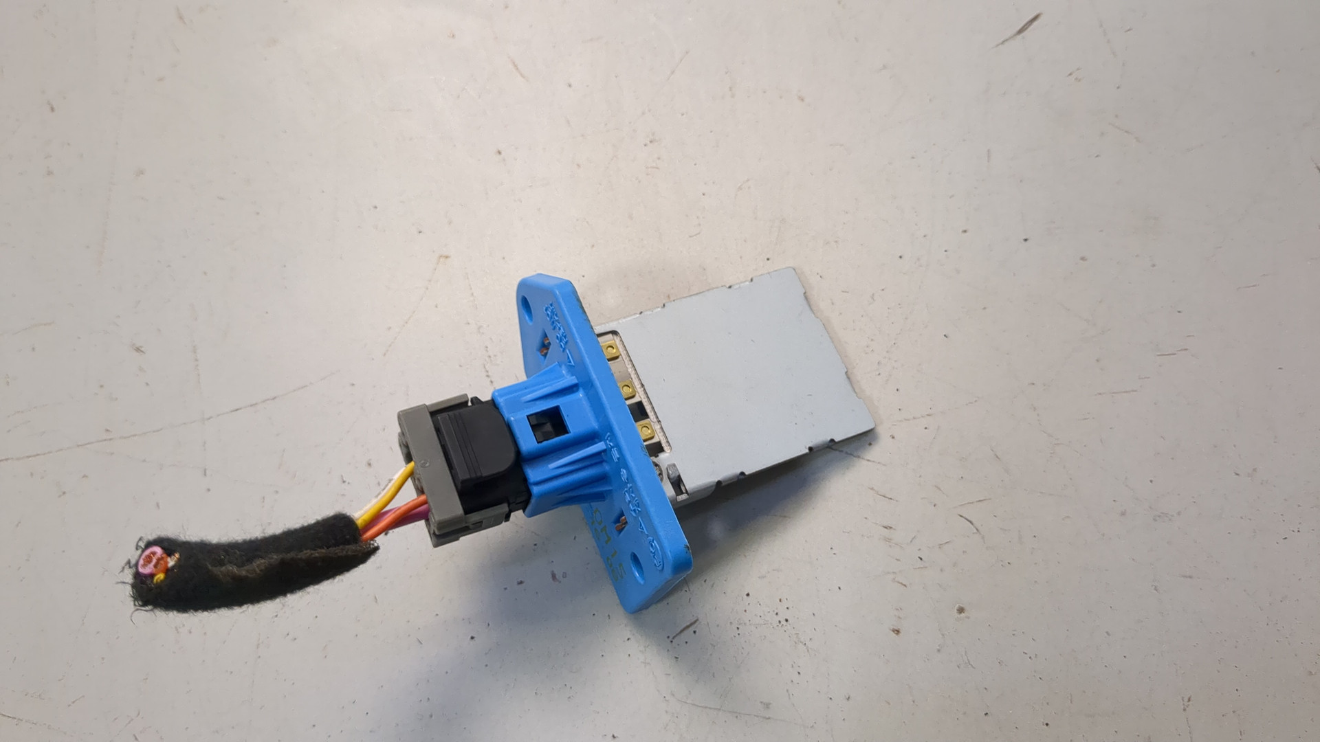 Резистор отопителя