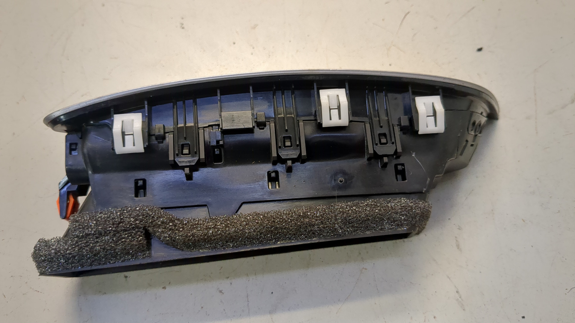 Дефлектор воздушный