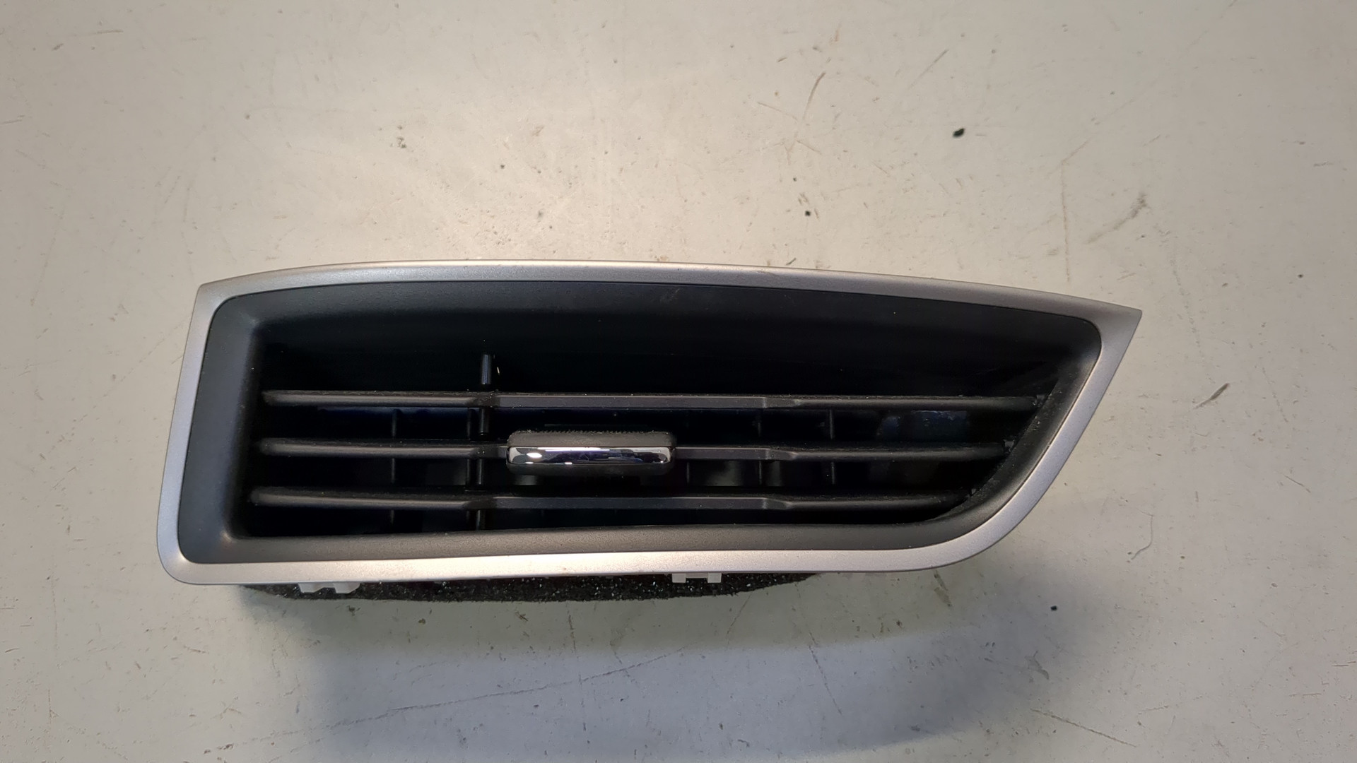 Дефлектор воздушный