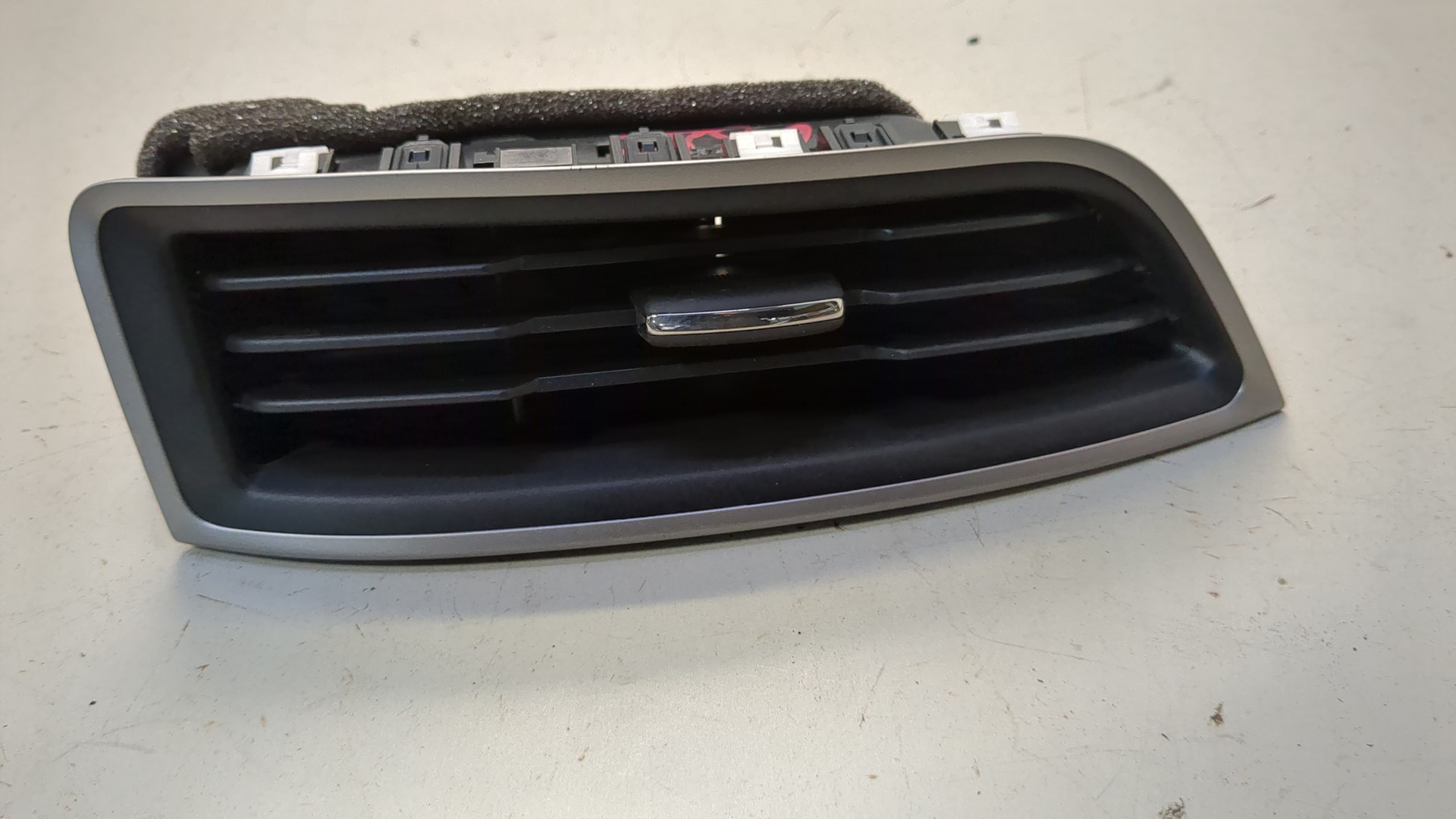 Дефлектор воздушный