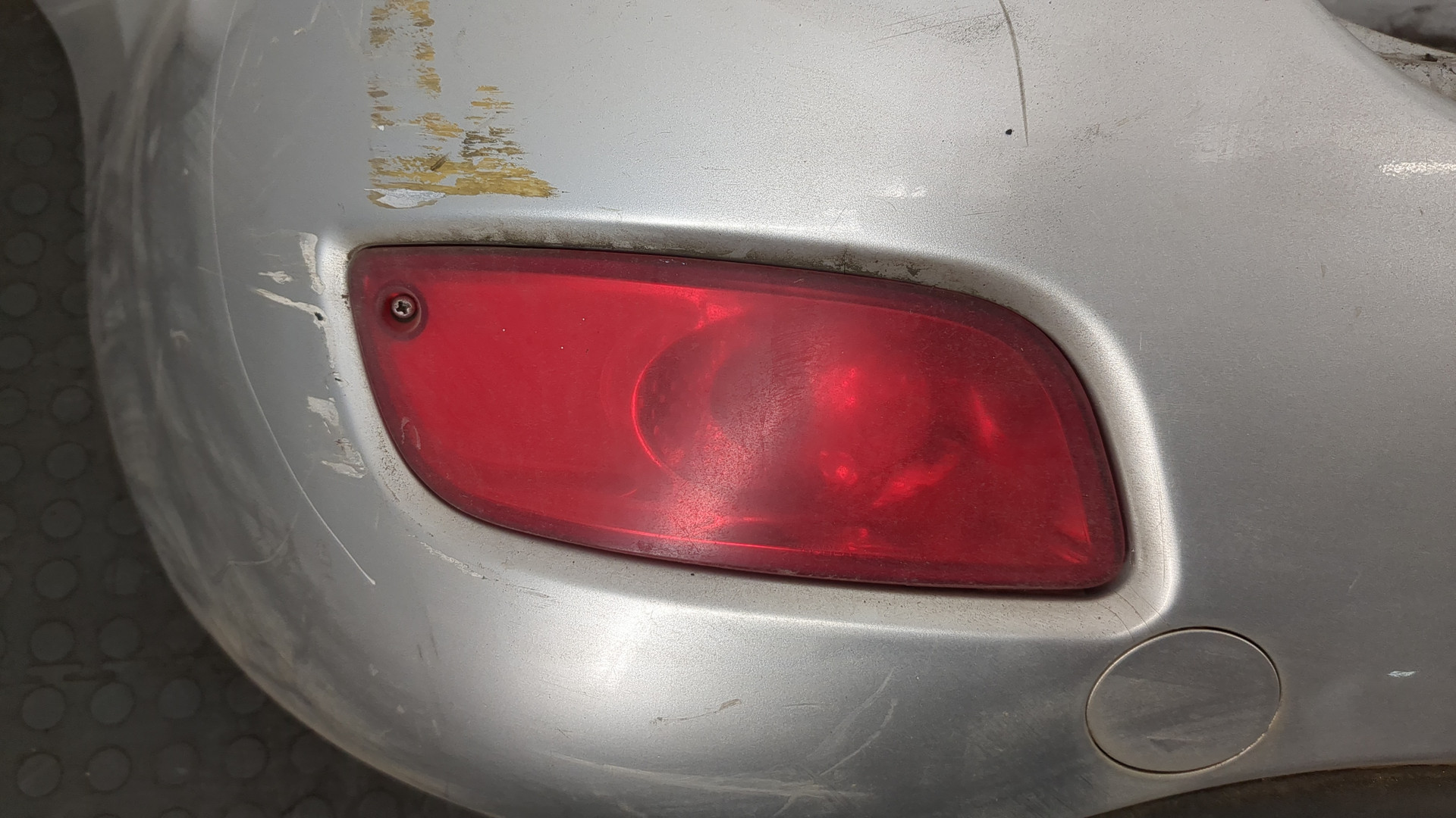 Бампер задний