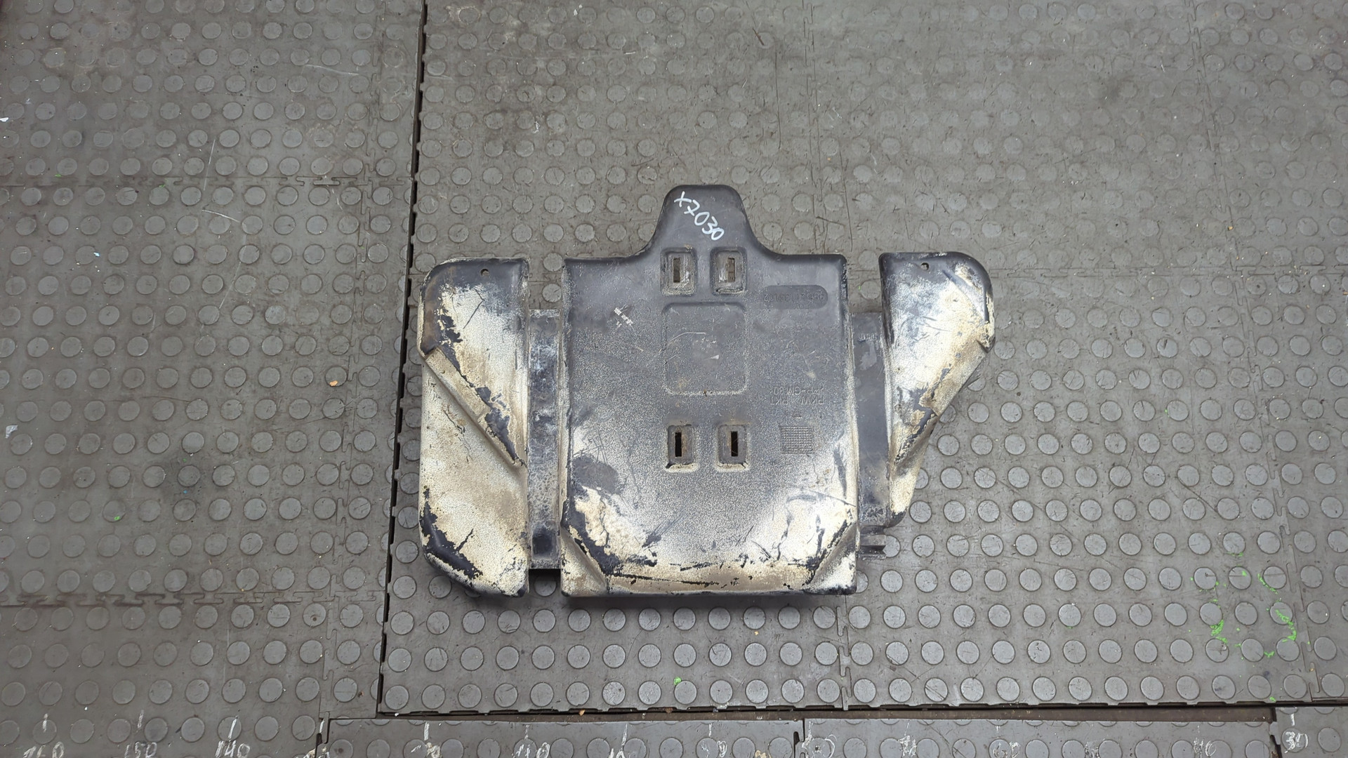 Защита антигравийная