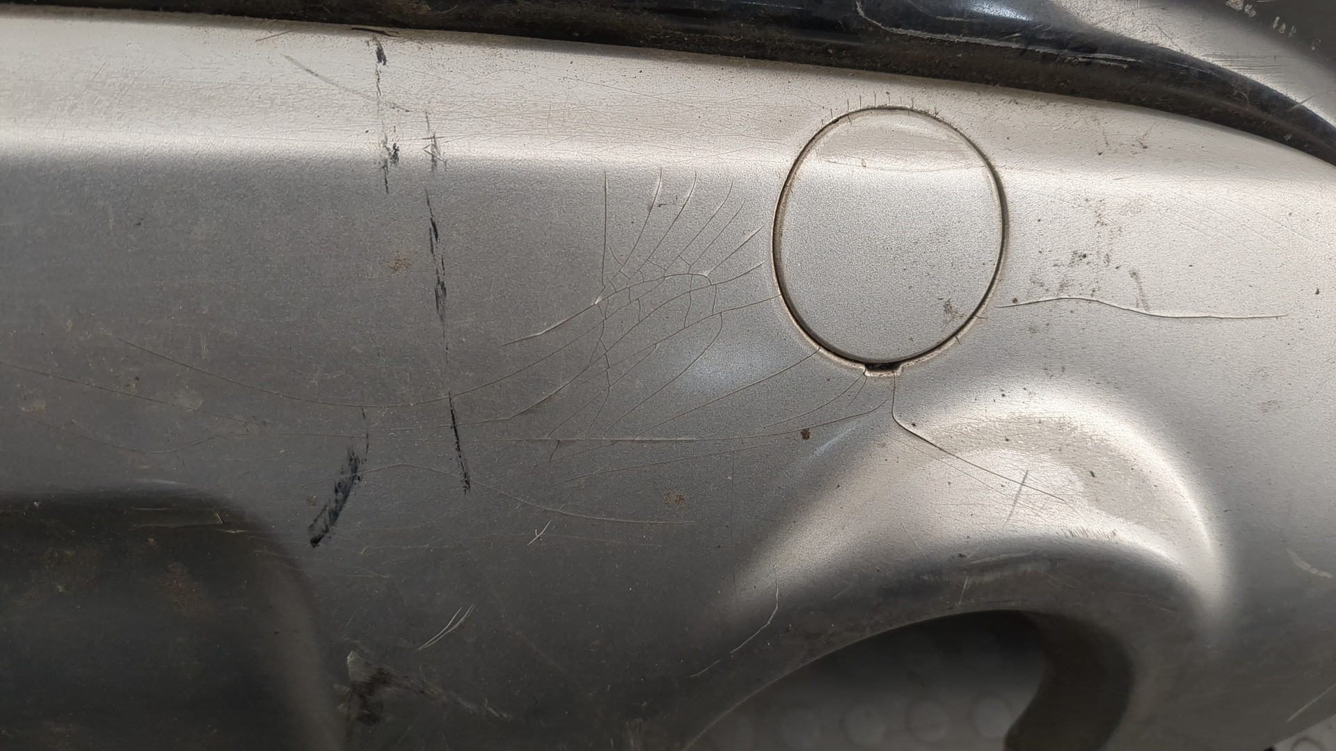 Бампер задний