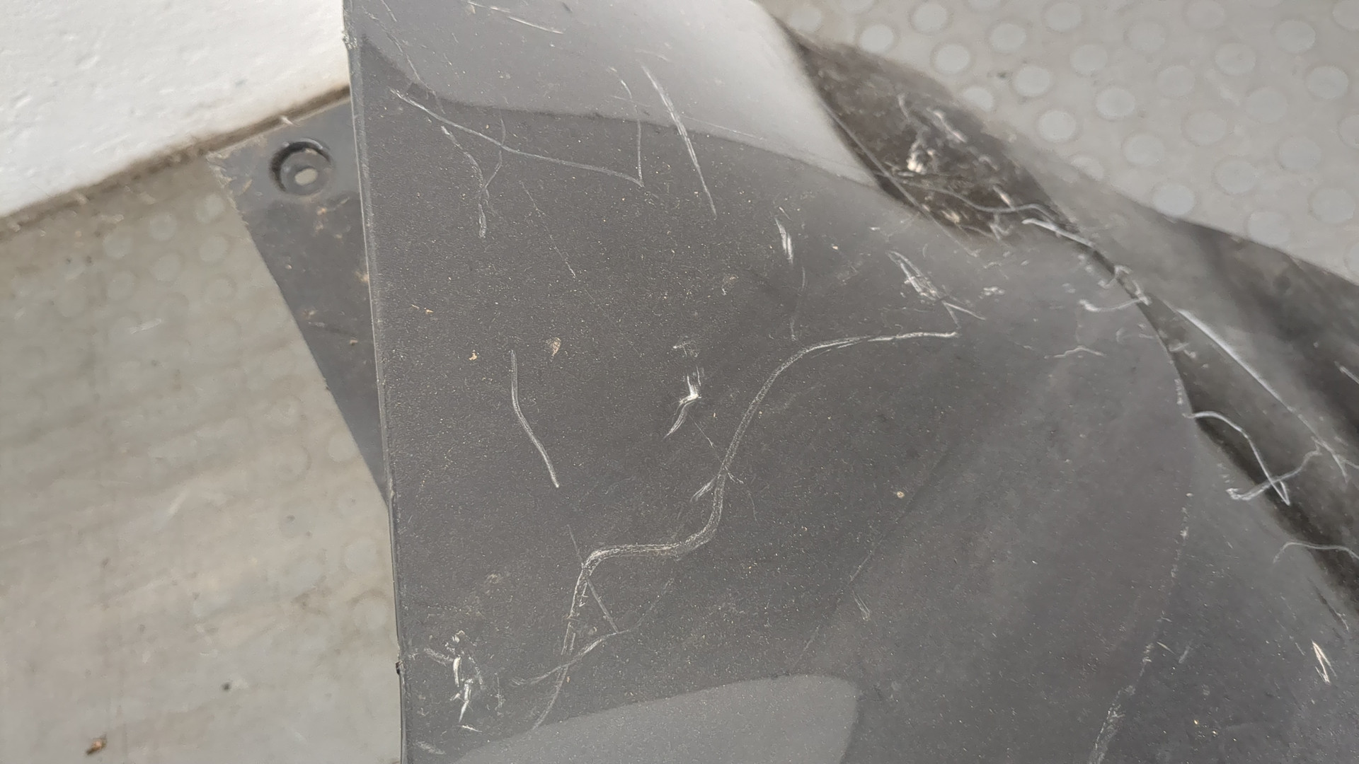 Бампер задний