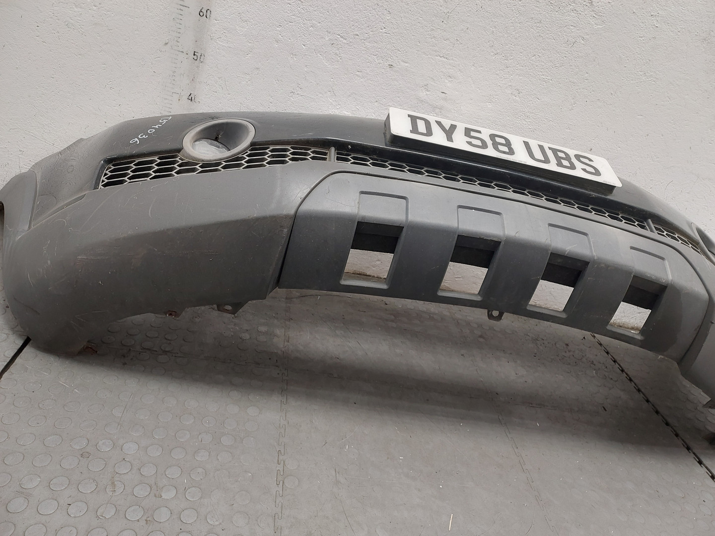 Бампер передний