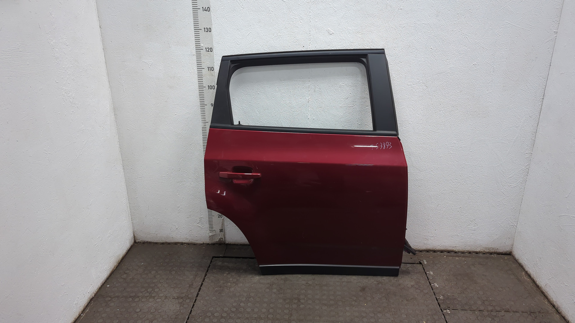 Дверь задняя правая