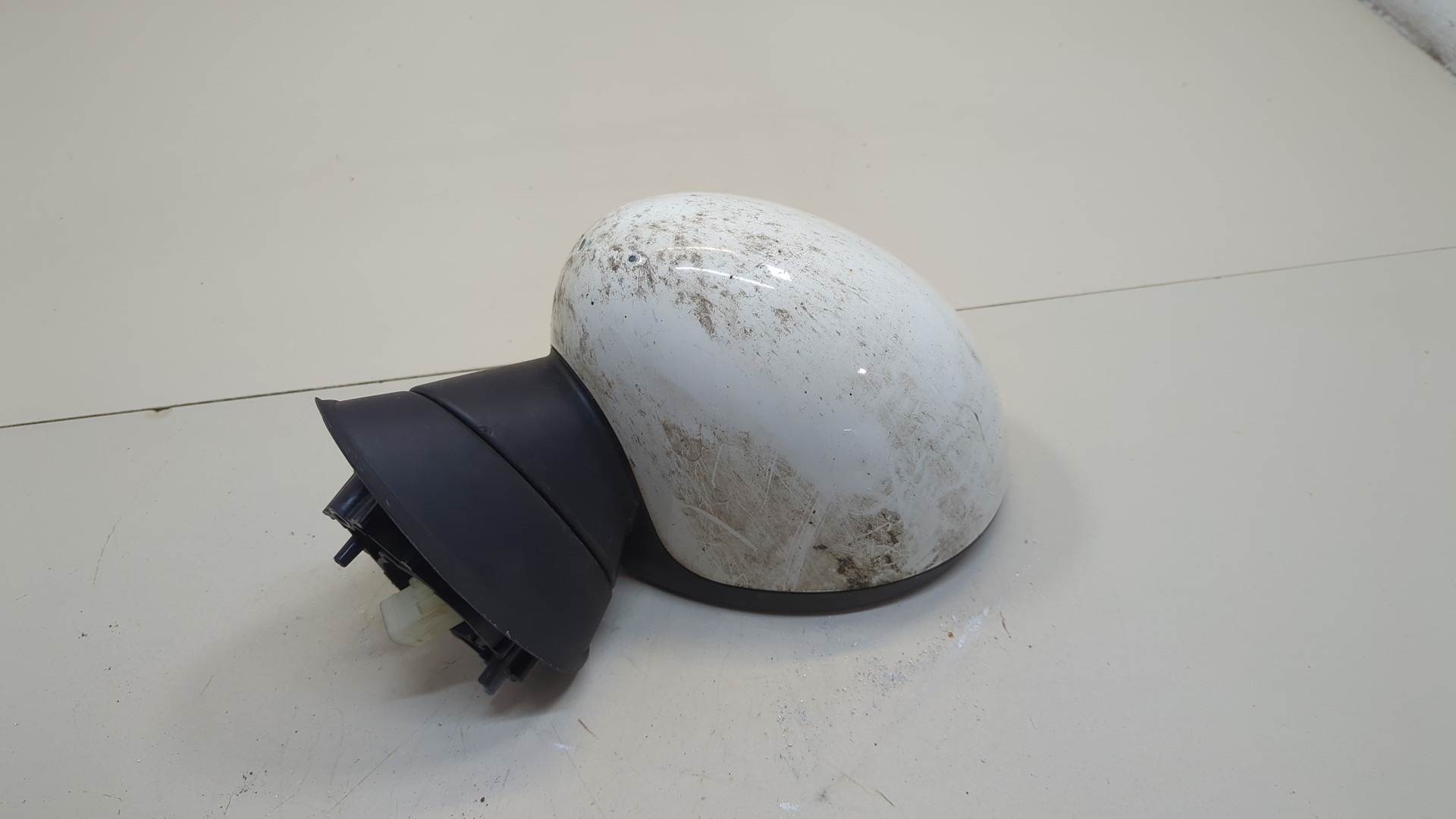 Зеркало левое электрическое