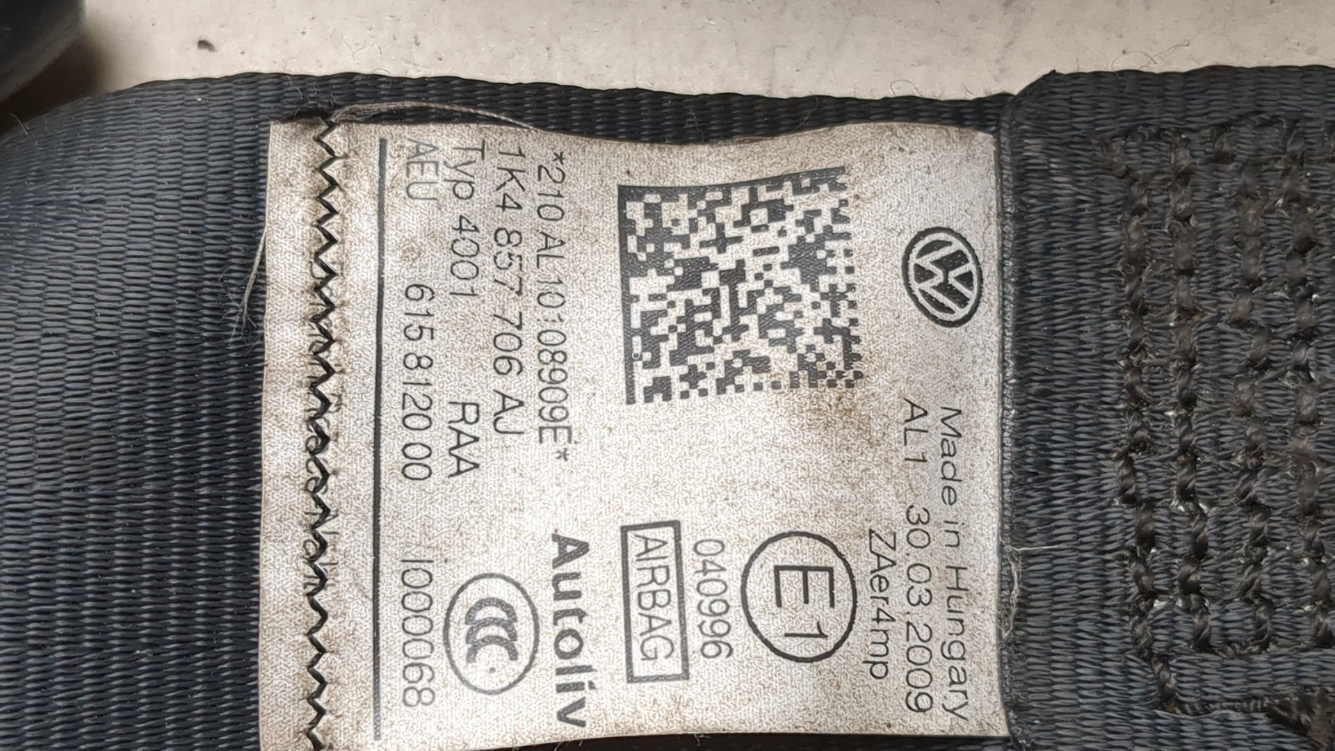 Ремень безопасности