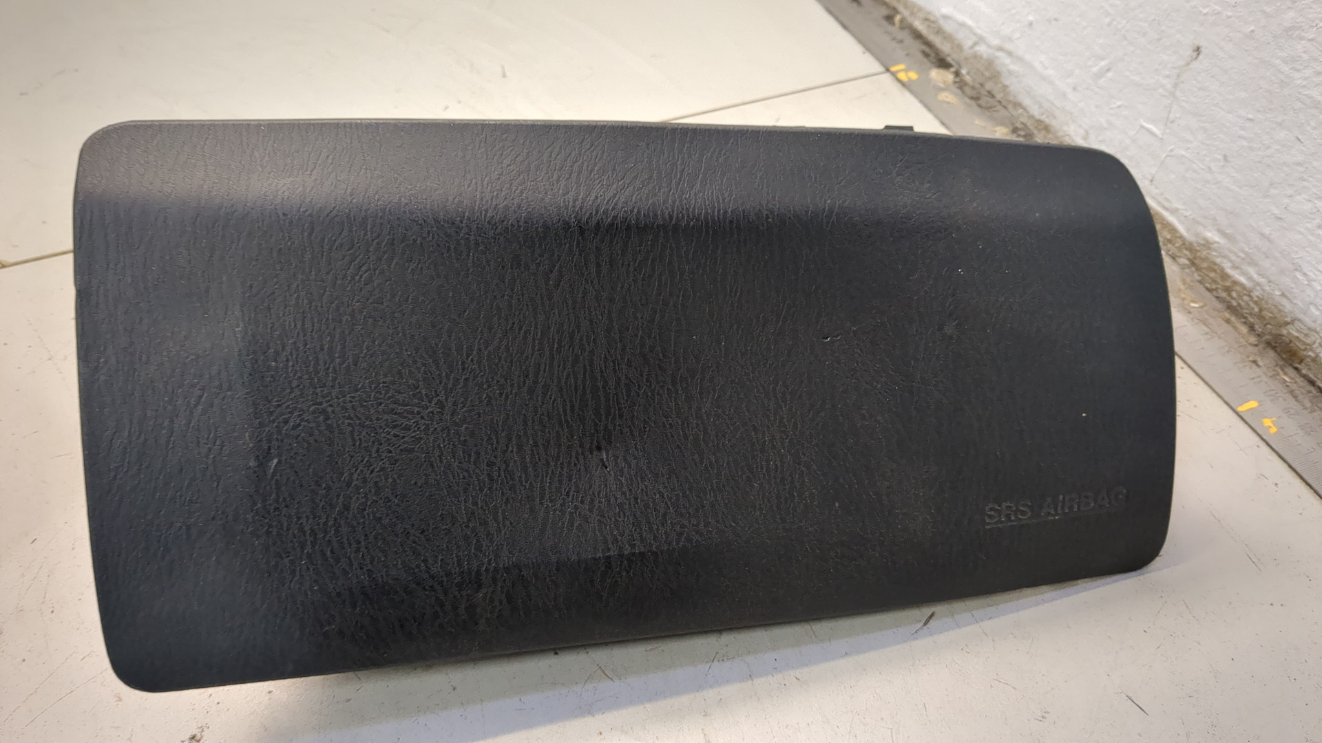 Подушка безопасности пассажирская (в торпедо)