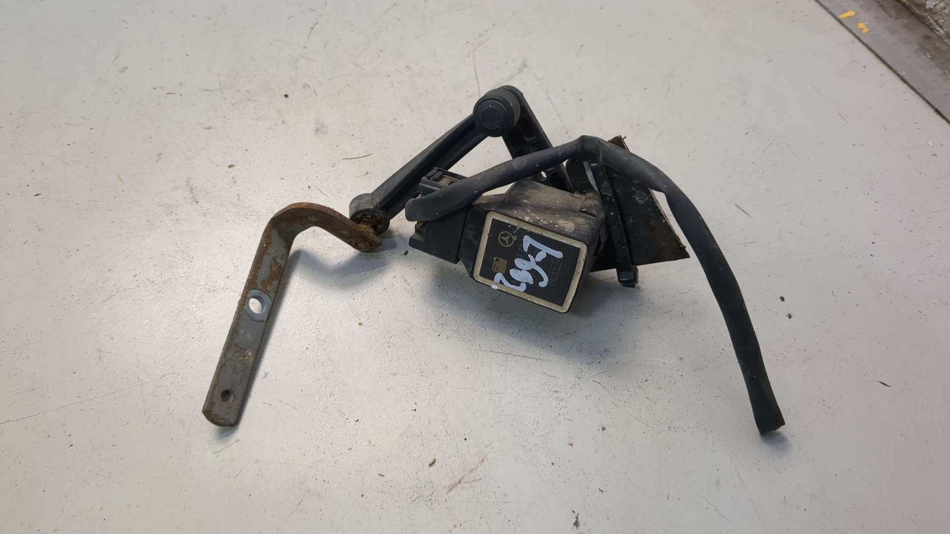 Датчик регулировки дорож. просвета