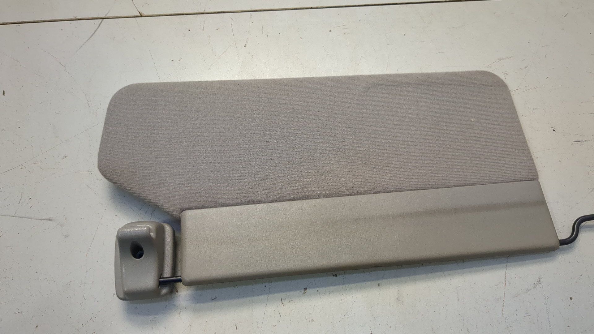 Козырек солнцезащитный