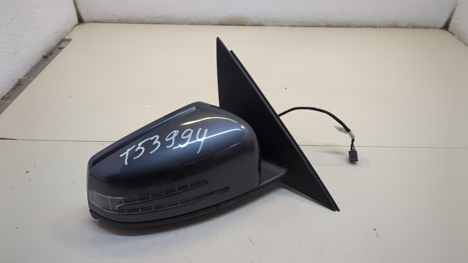 Зеркало правое электрическое