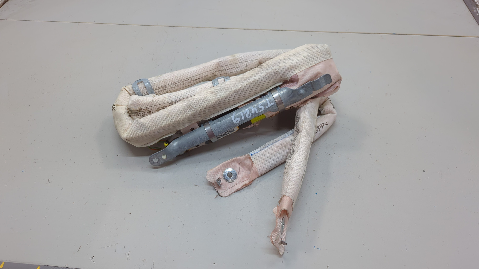 Подушка безопасности боковая (шторка)