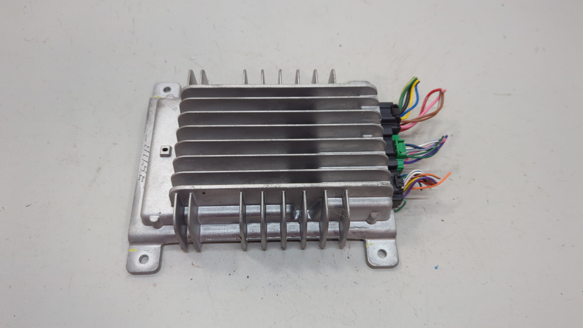 Усилитель акустической системы