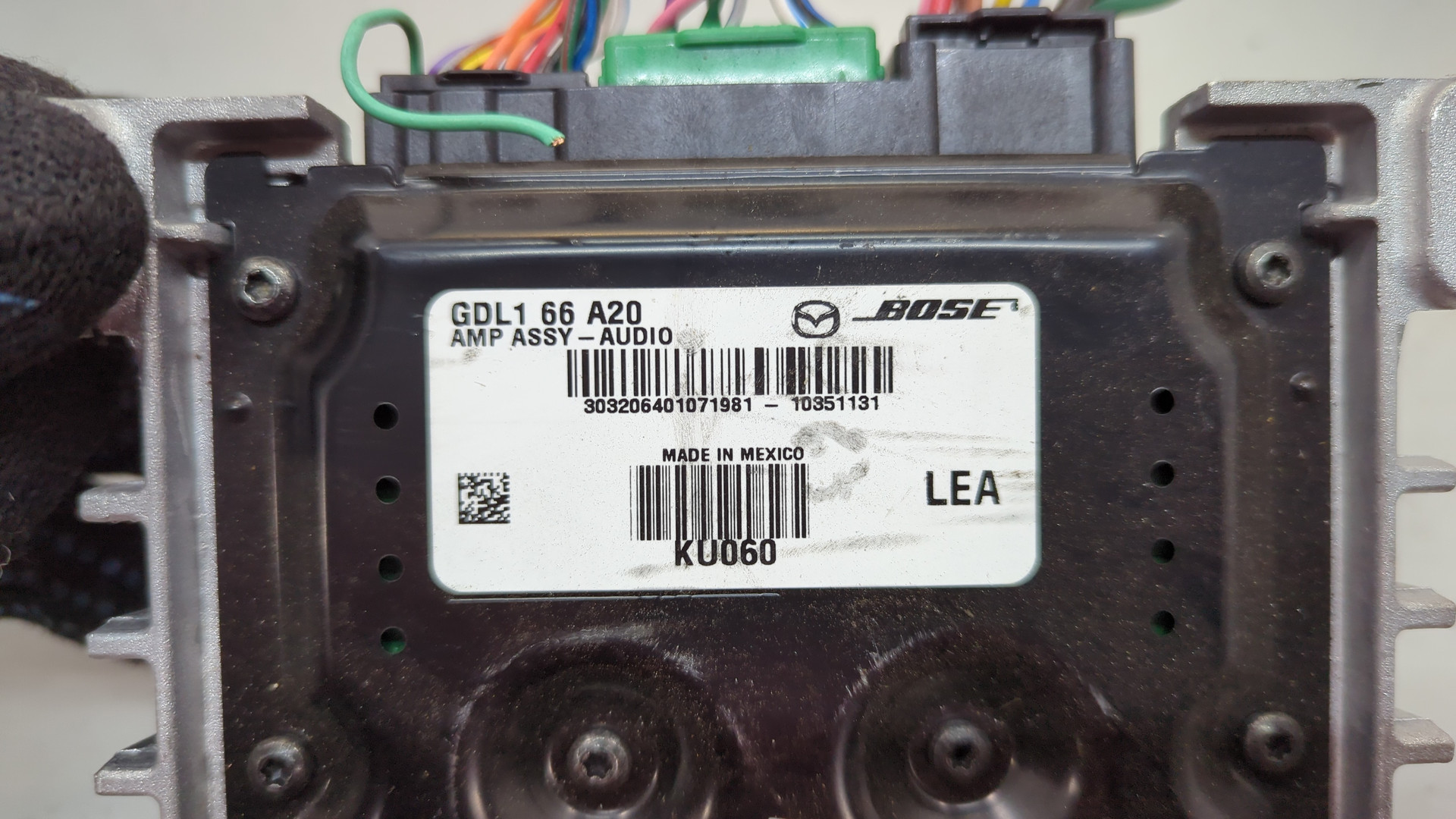 Усилитель акустической системы