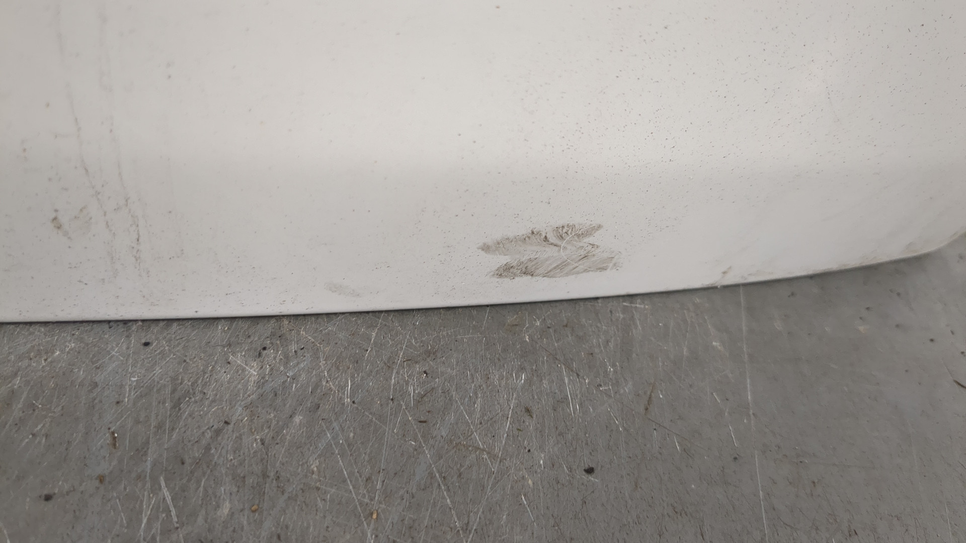 Дверь багажника правая