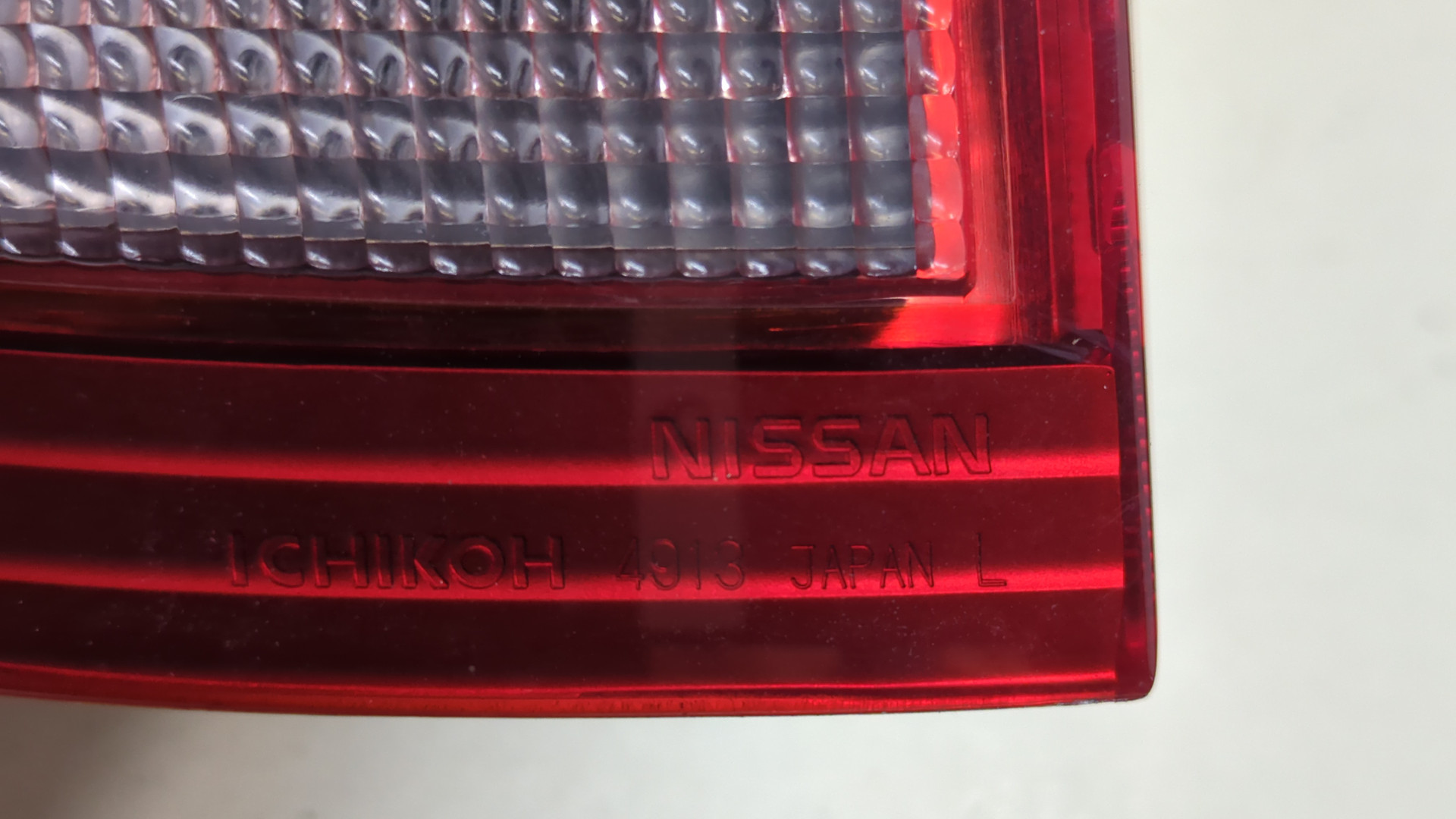 Фонарь задний левый