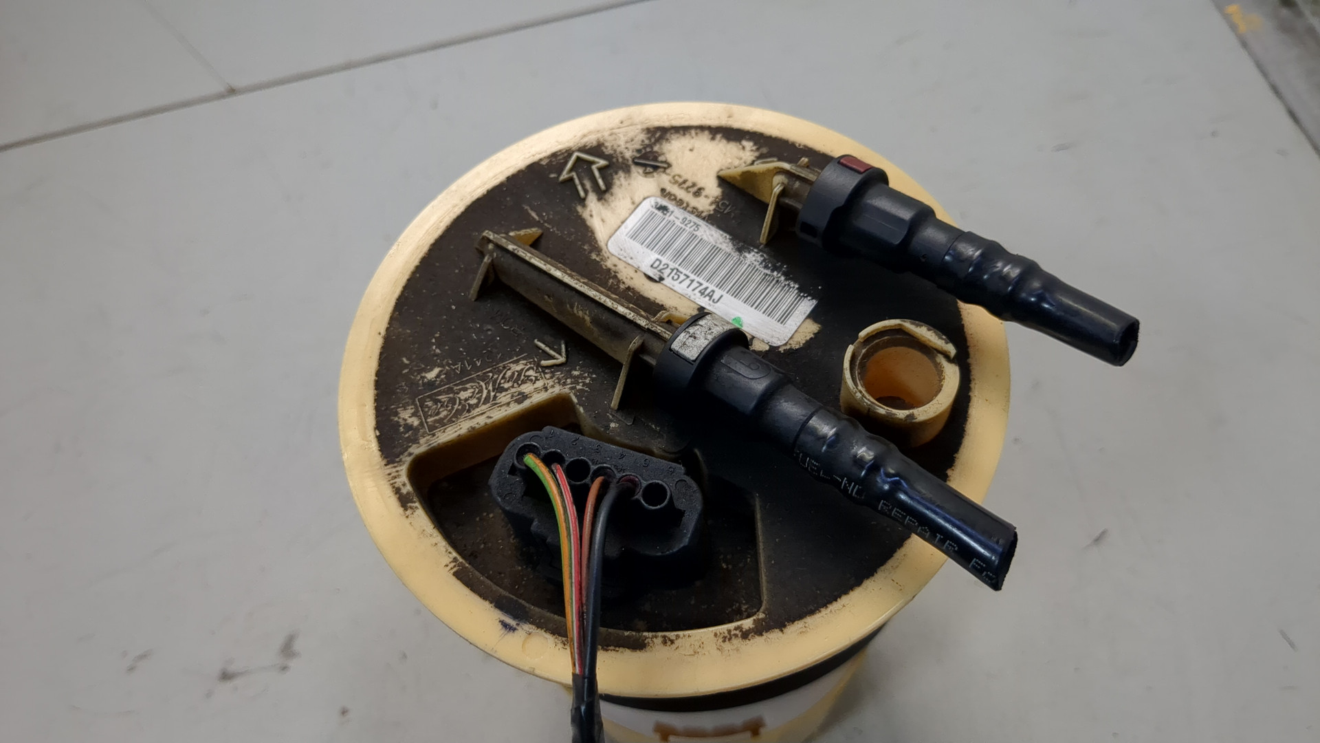 Насос топливный электрический