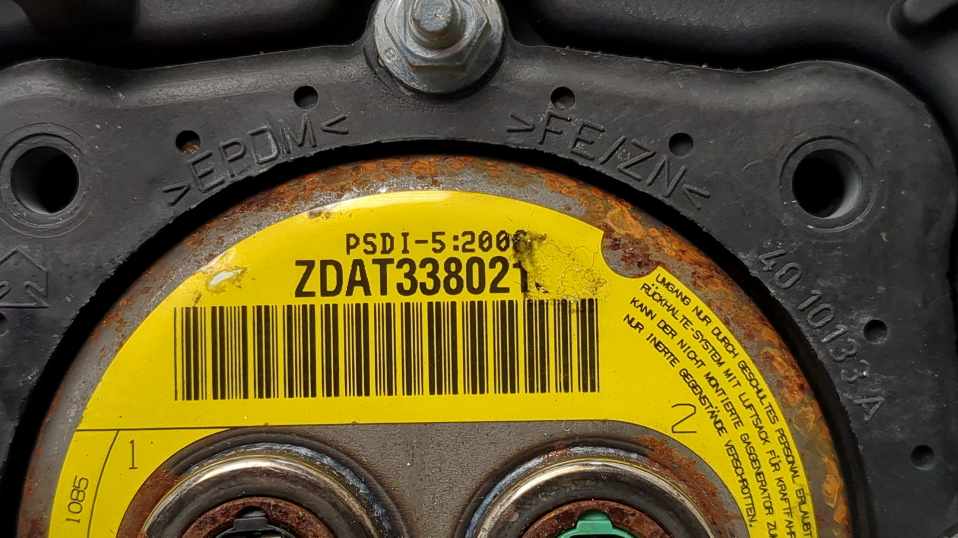 Подушка безопасности в рулевое колесо