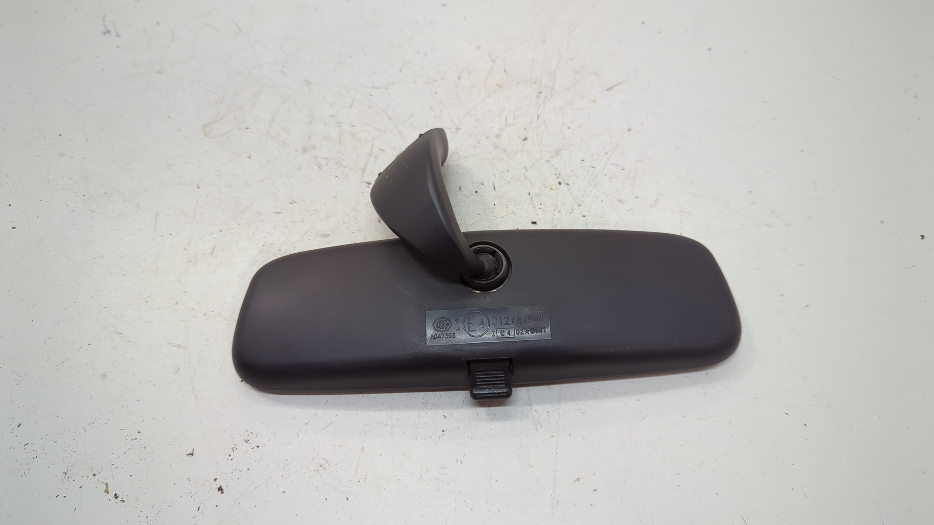 Зеркало заднего вида