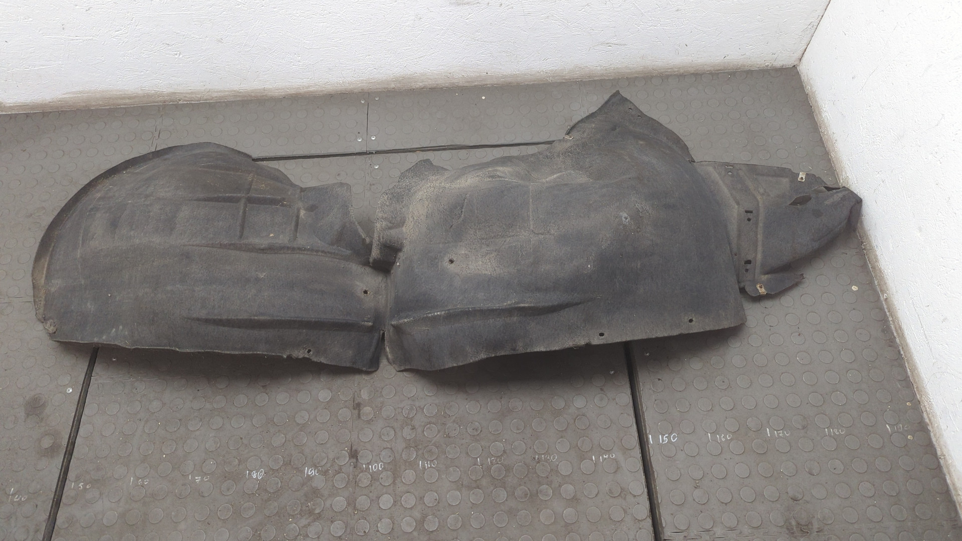 Локер передний правый