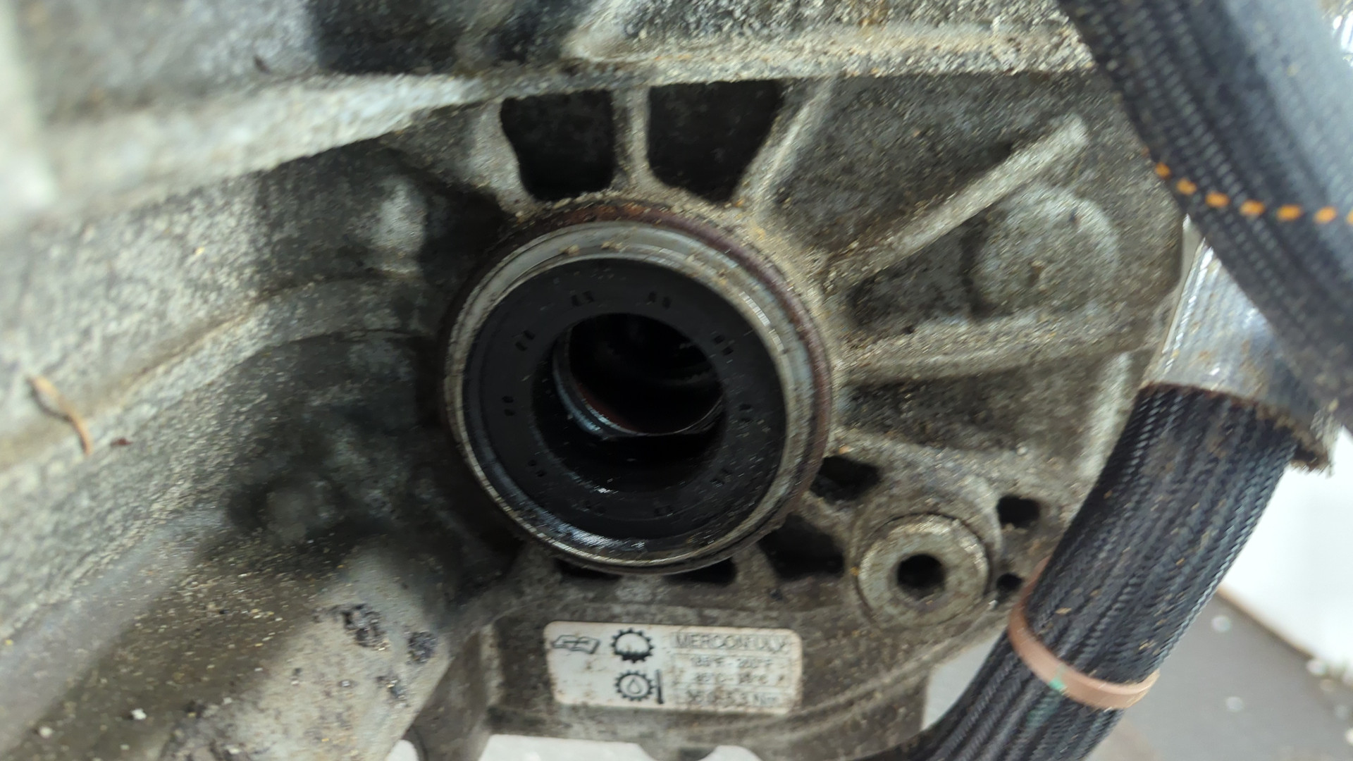 АКПП (автоматическая коробка переключения передач)