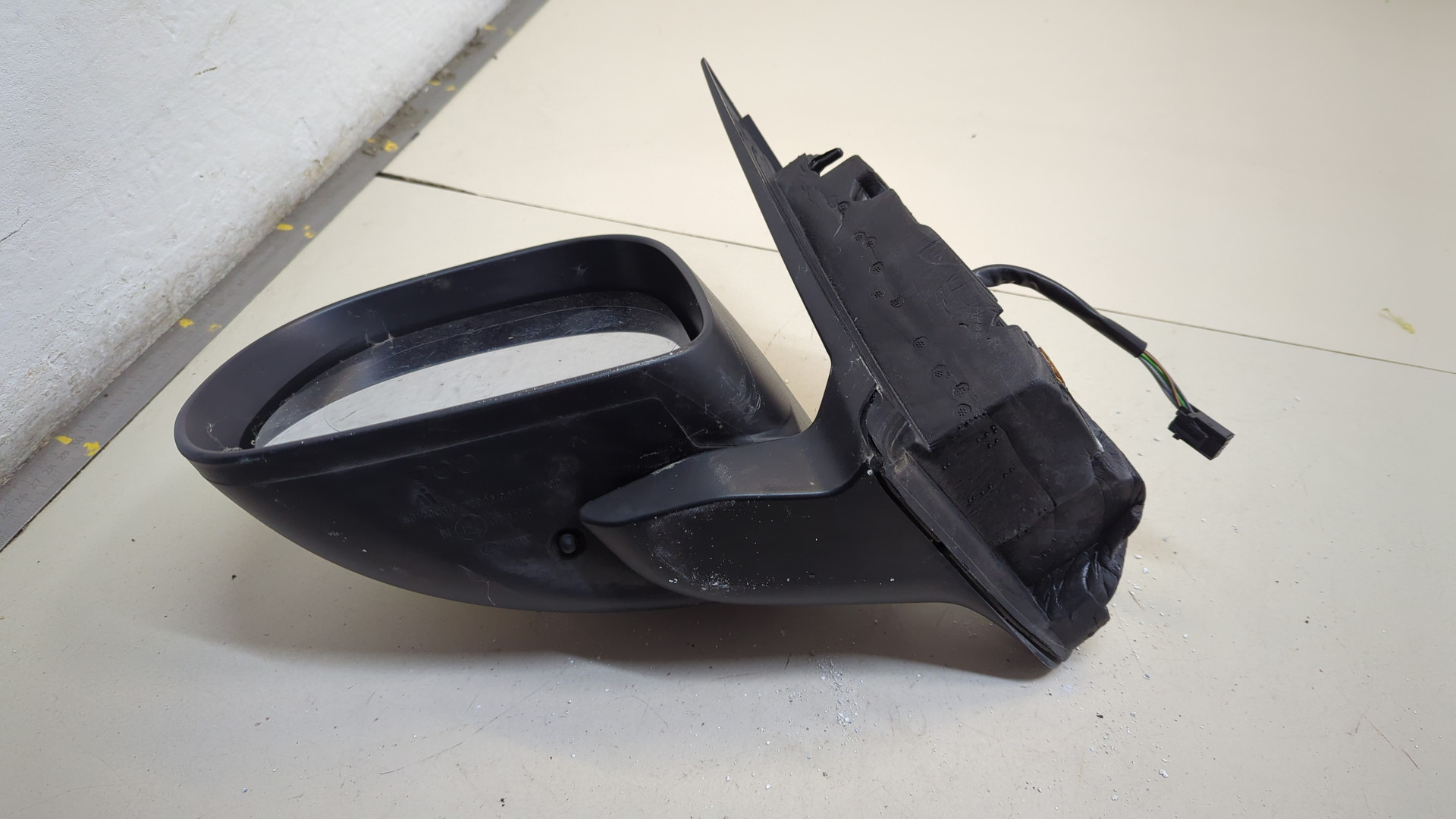 Зеркало левое электрическое