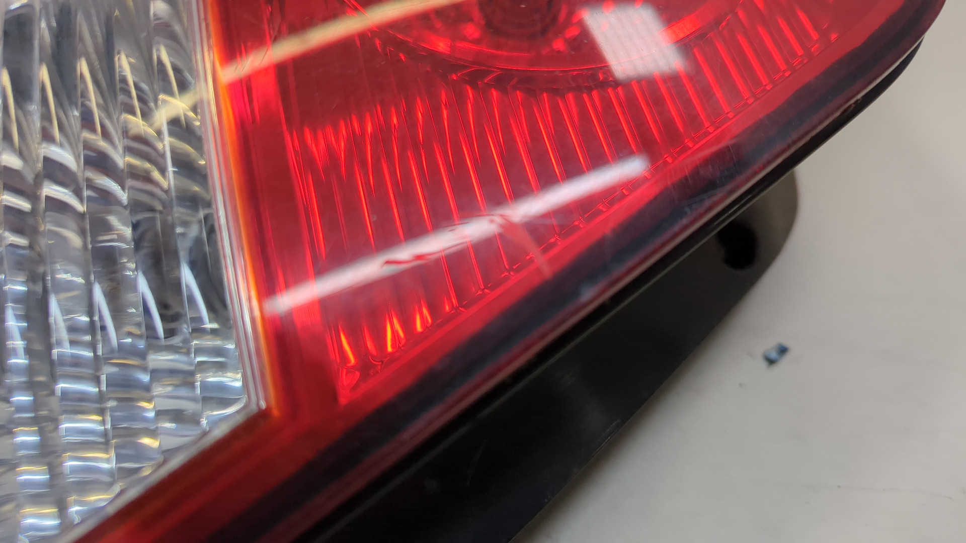 Фонарь задний левый